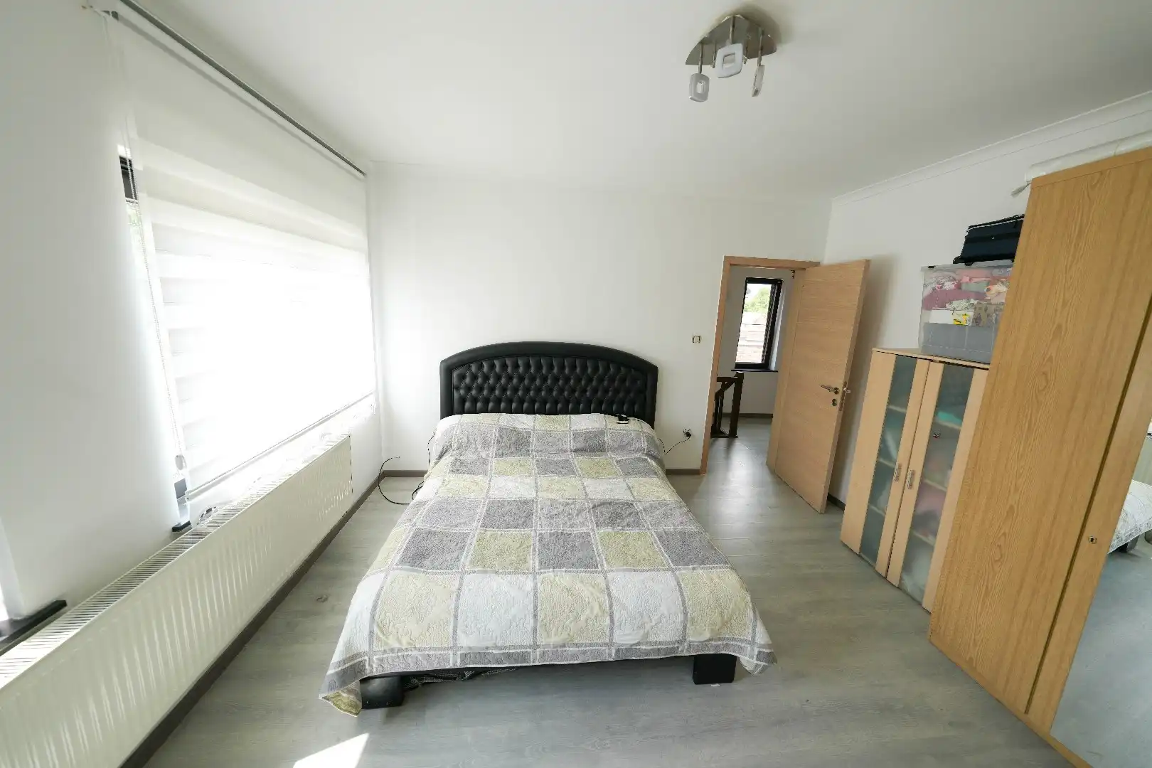 Instapklare woning, gerenoveerd tussen 2017 en 2025 foto 18