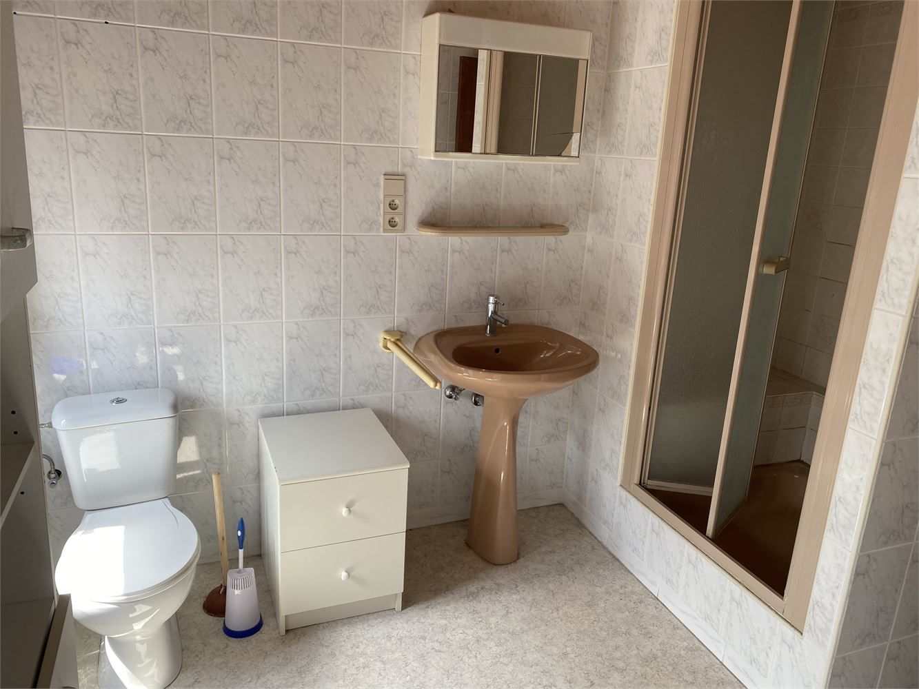 Woning met 3 slaapkamers en koer/ terras foto 9