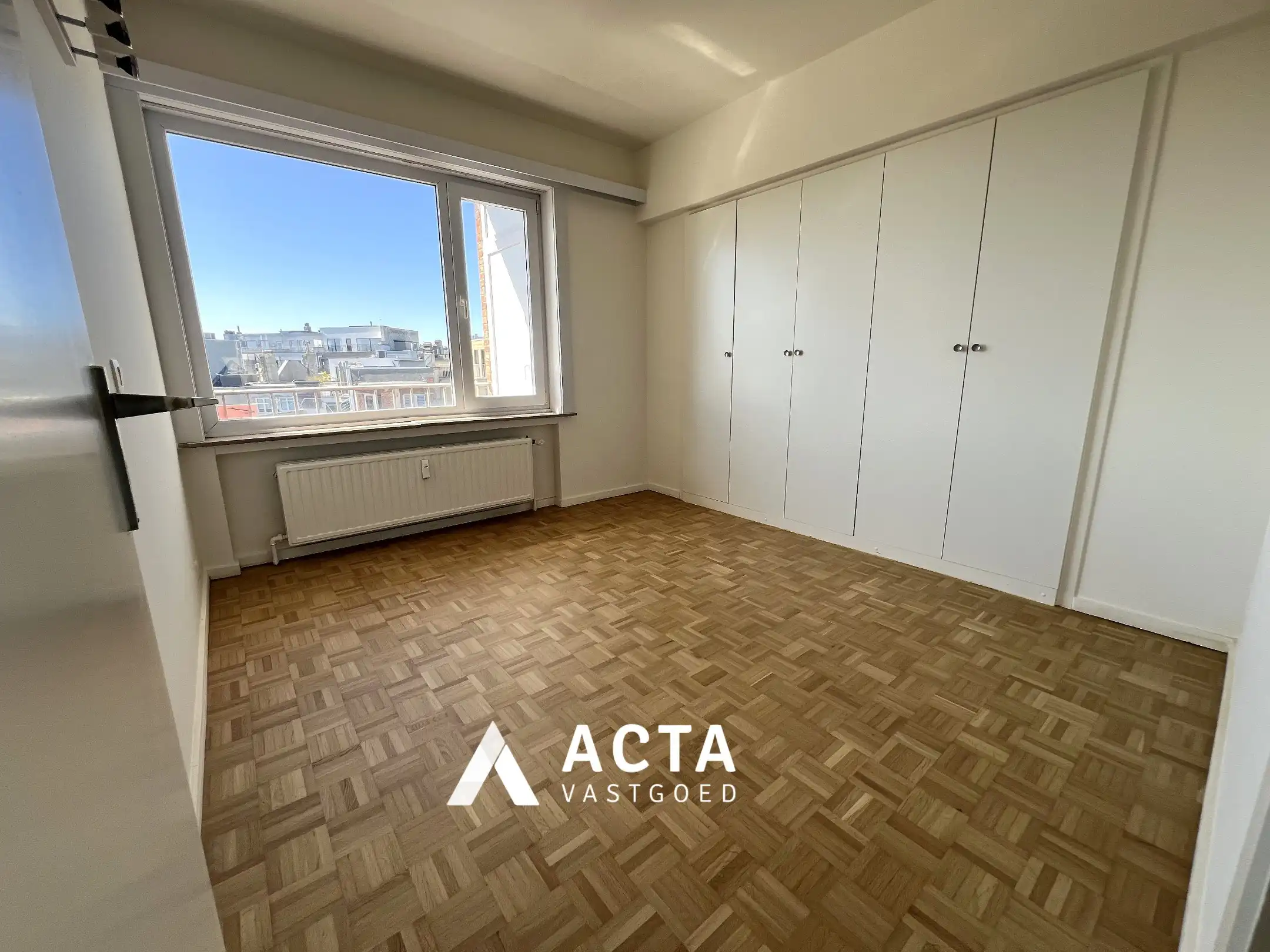 Appartement met twee slaapkamers op het Leopold I-Plein foto 8