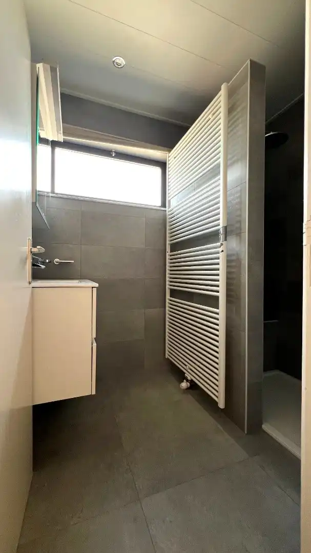 Appartement te Diest : 2 slpks, terras en staanplaats foto 12