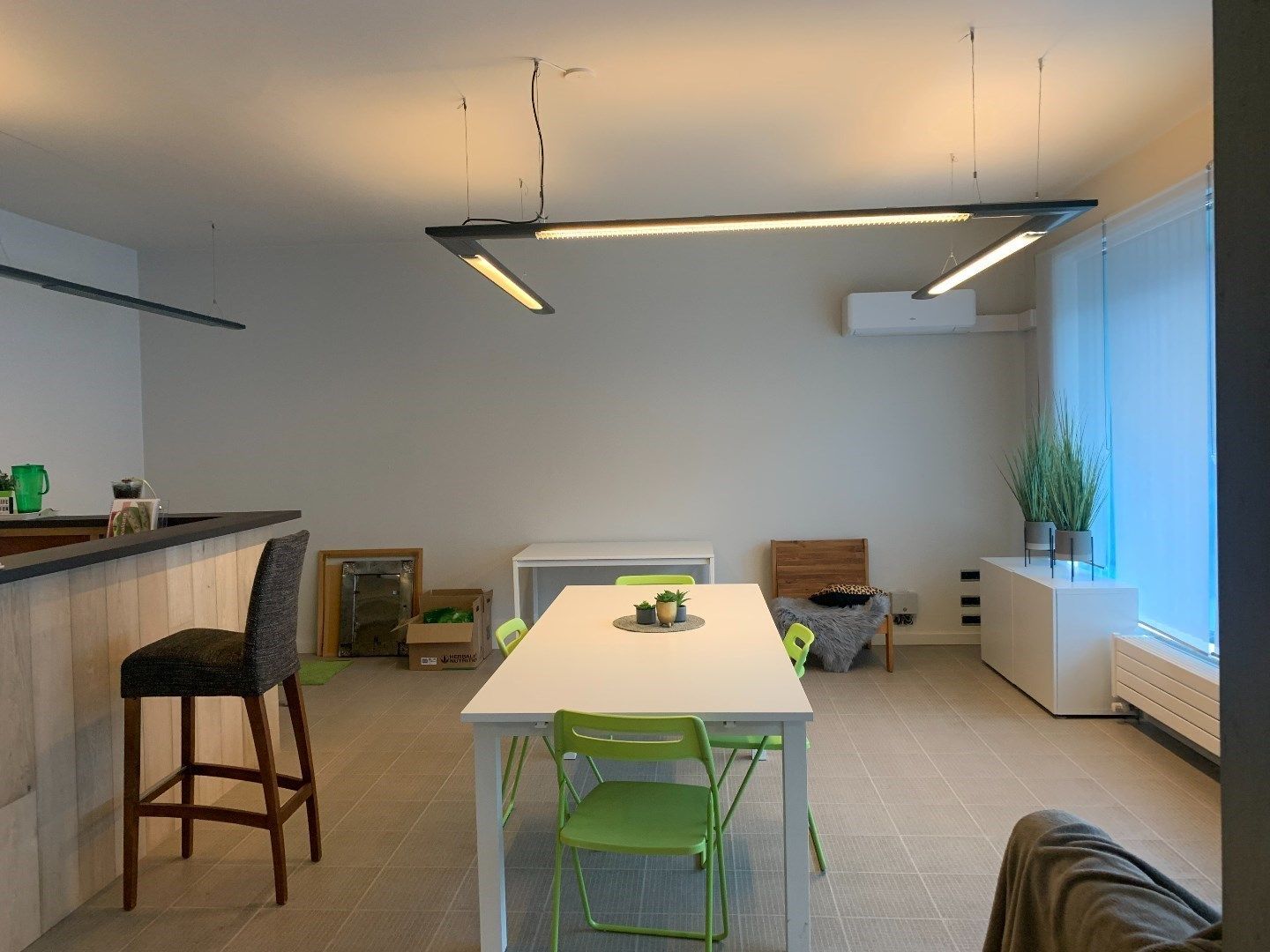 Handelsgelijkvloers nabij Genk centrum  -  pop-up mogelijk foto 4