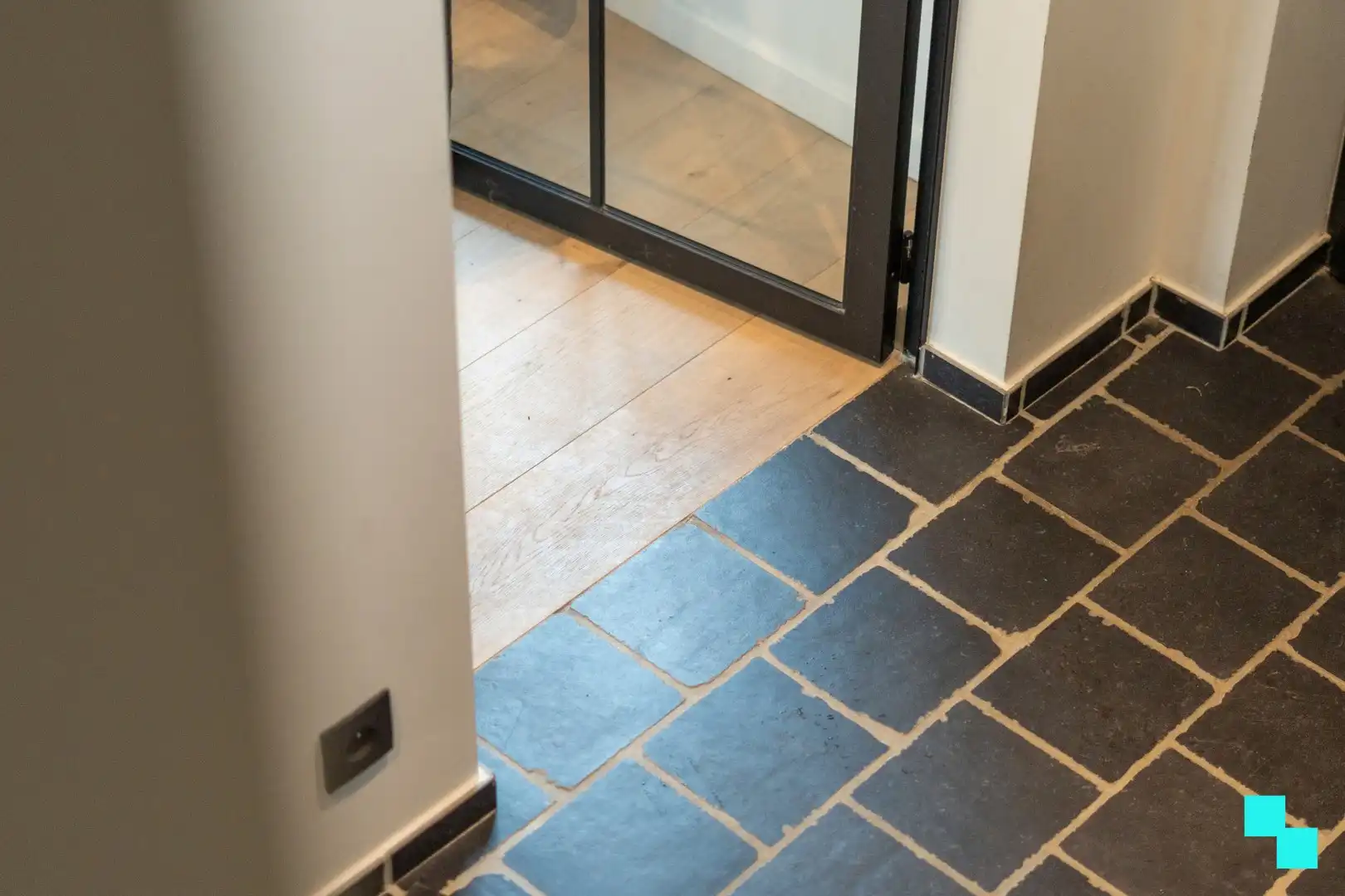 Recente HOB met 4 slpks op toplocatie - Roeselare foto 5