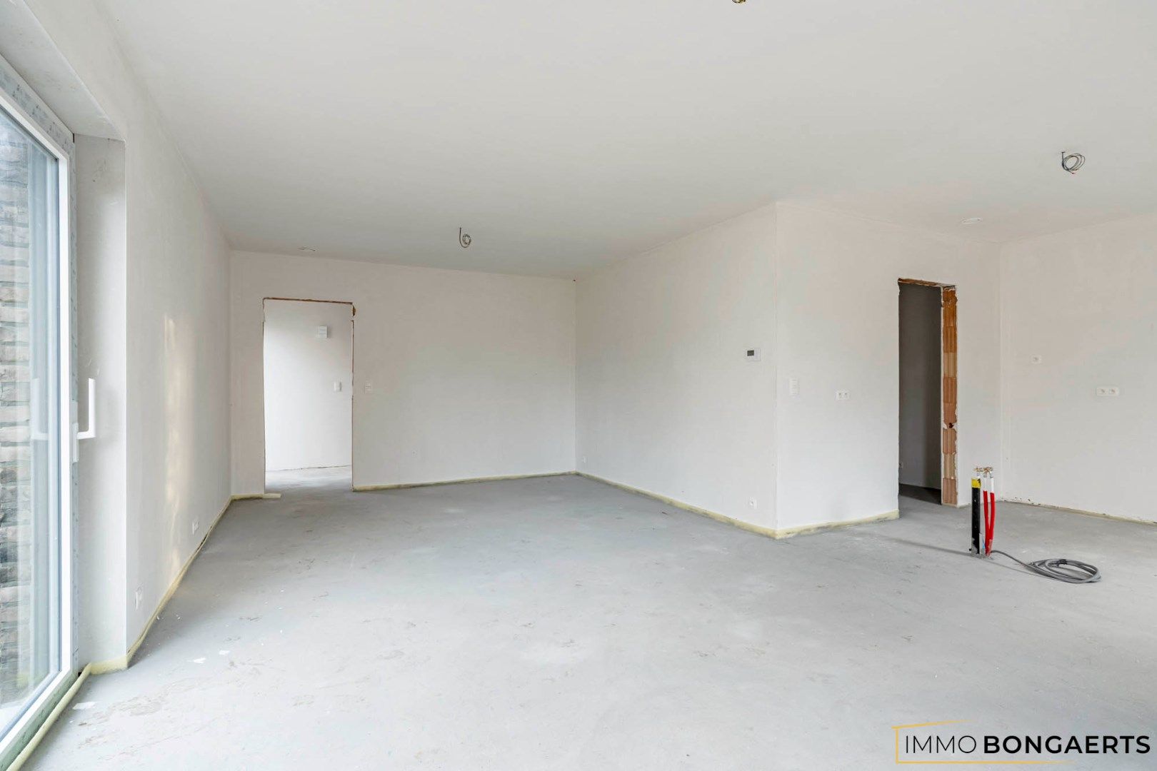Moderne woning met drie slaapkamers  foto 13