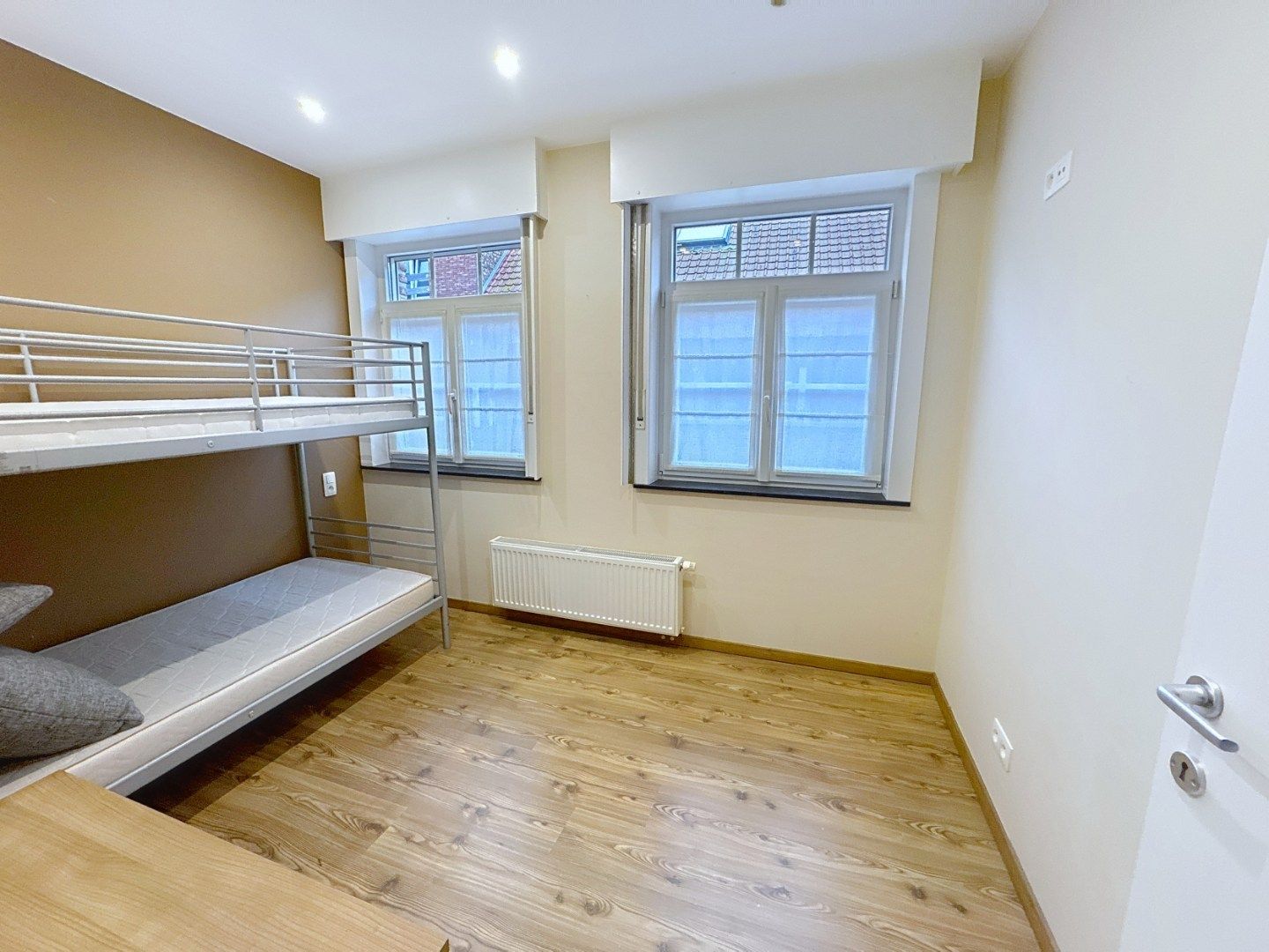 Prachtige en ruime woning in het centrum van Koekelare foto 11