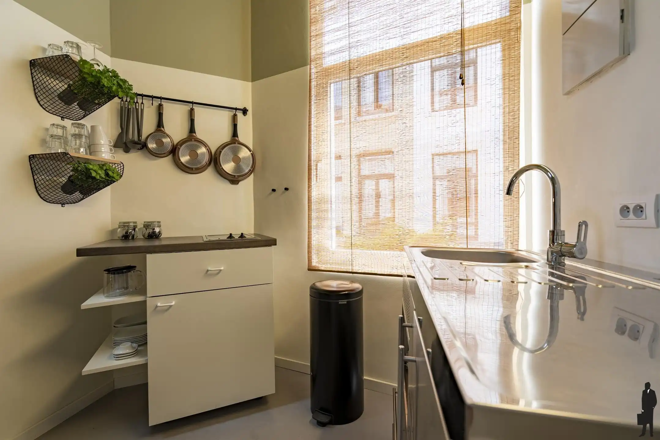 Iconisch hoekpand met drie vergunde duplexen aan het Mechelseplein foto 7