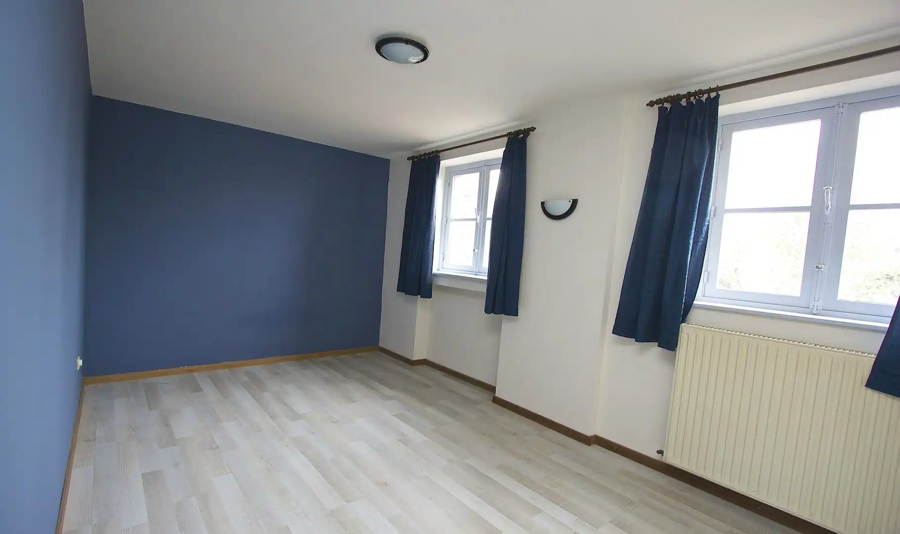 Charmant appartement op de 2de  verdiep van een herenhuis, gelegen in het hart van Brugge. foto 6