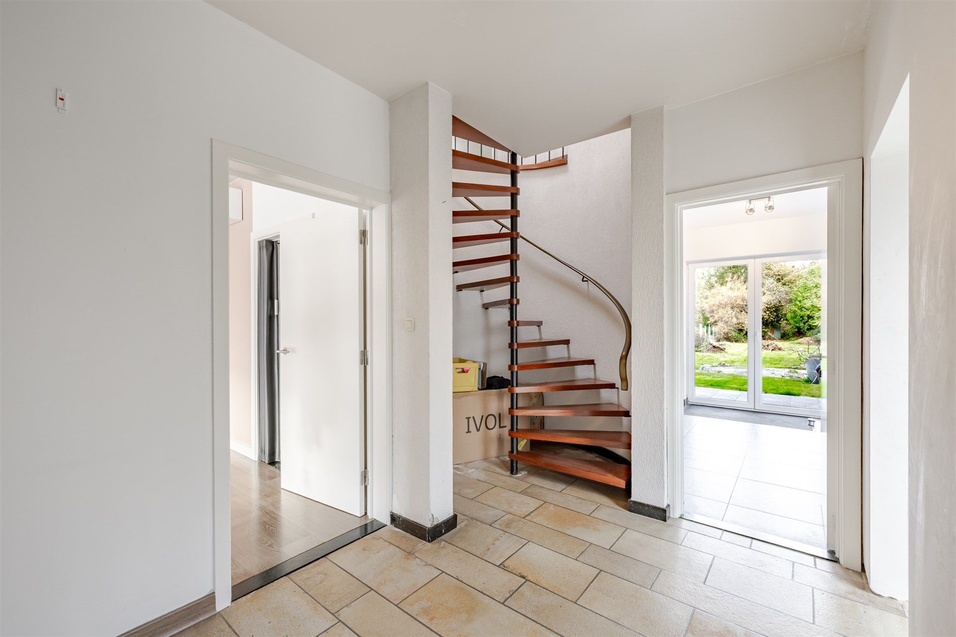 Modern ingerichte gezinswoning met uitstekende ligging nabij Aalst foto 15