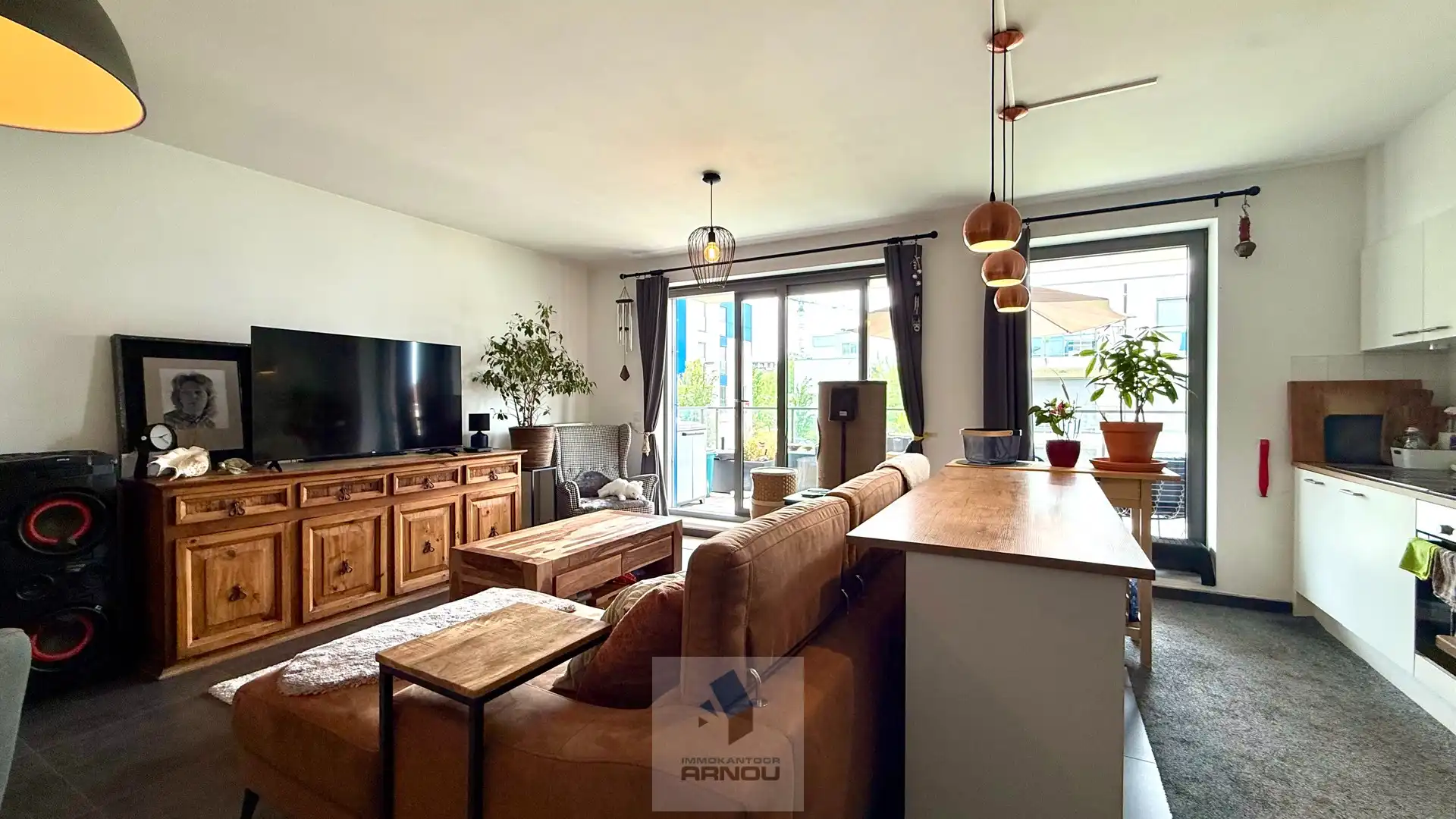 Comfortabel appartement met 2 slaapkamers, zonnig terras, privatieve autostandplaats en lateraal Leiezicht foto 7