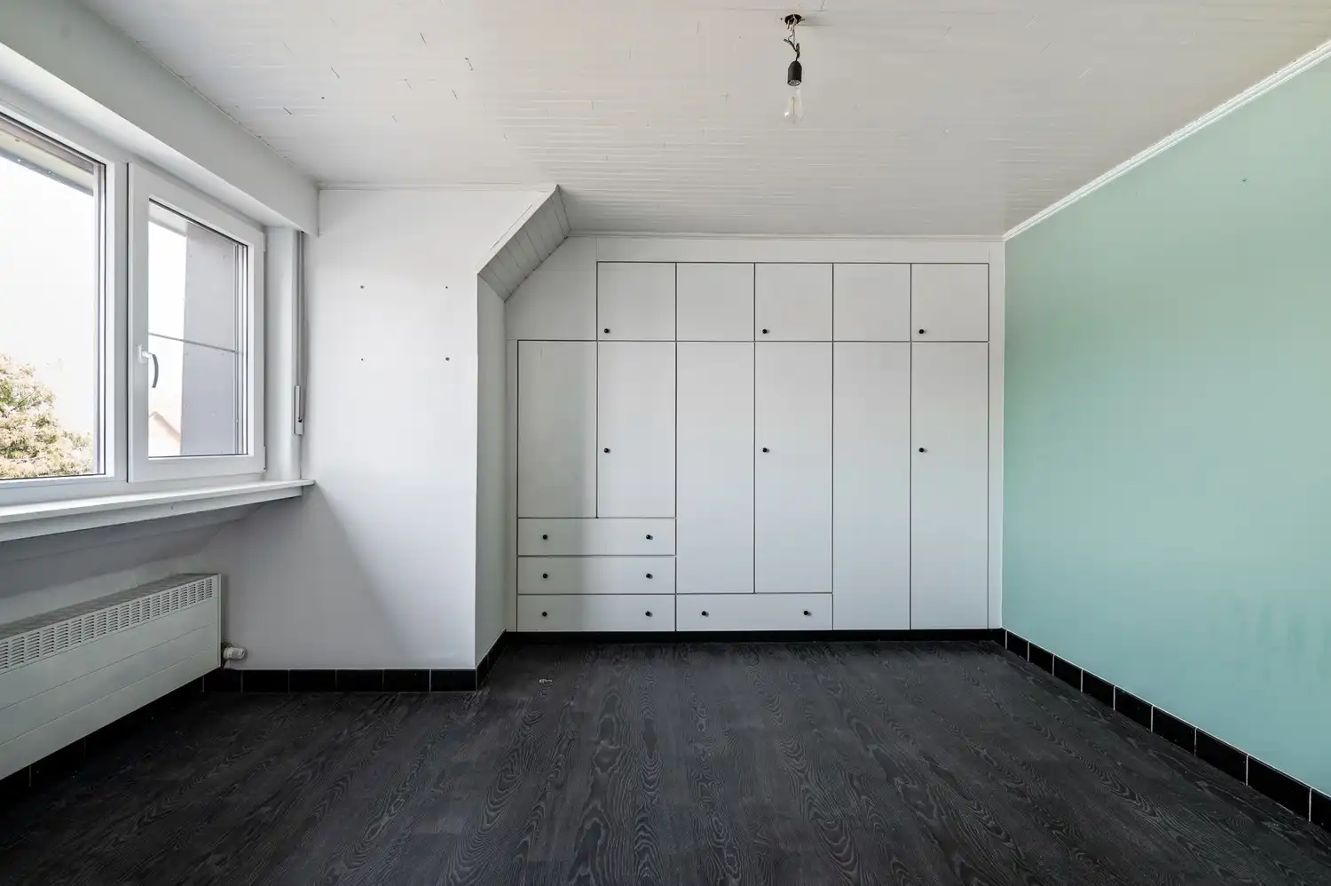 Aangename woning met ruime tuin en magazijn Te Koop op toplocatie in Begijnendijk foto 13