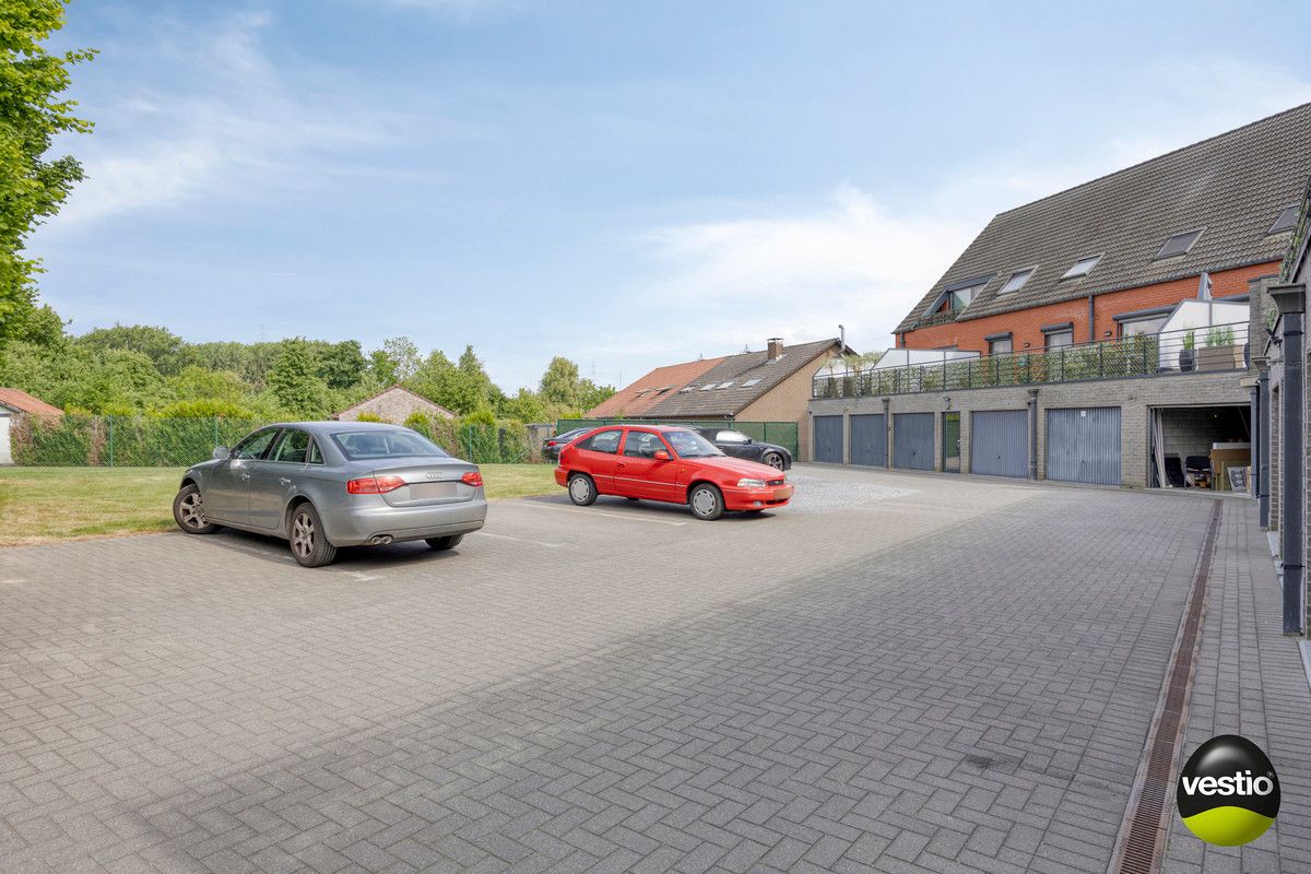 PRACHTIG APPARTEMENT VAN 90M² MET 2 SLK AAN STADSRAND BILZEN. foto 26