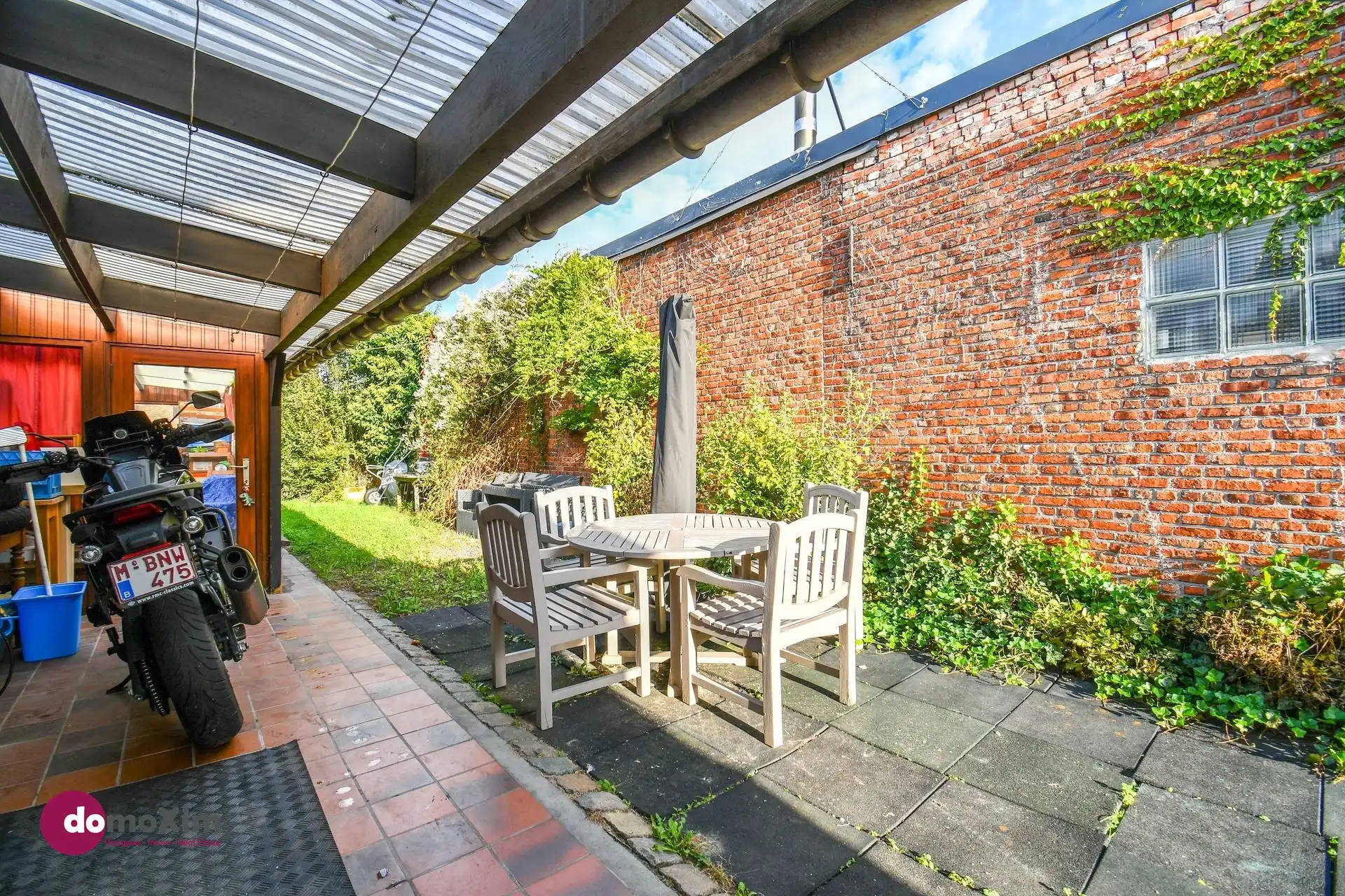Praktische woning met mooie tuin en uitstekende bereikbaarheid foto 19