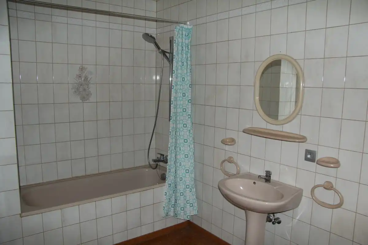 Gezellig 2 slk appartement in centrum Berlare foto 15