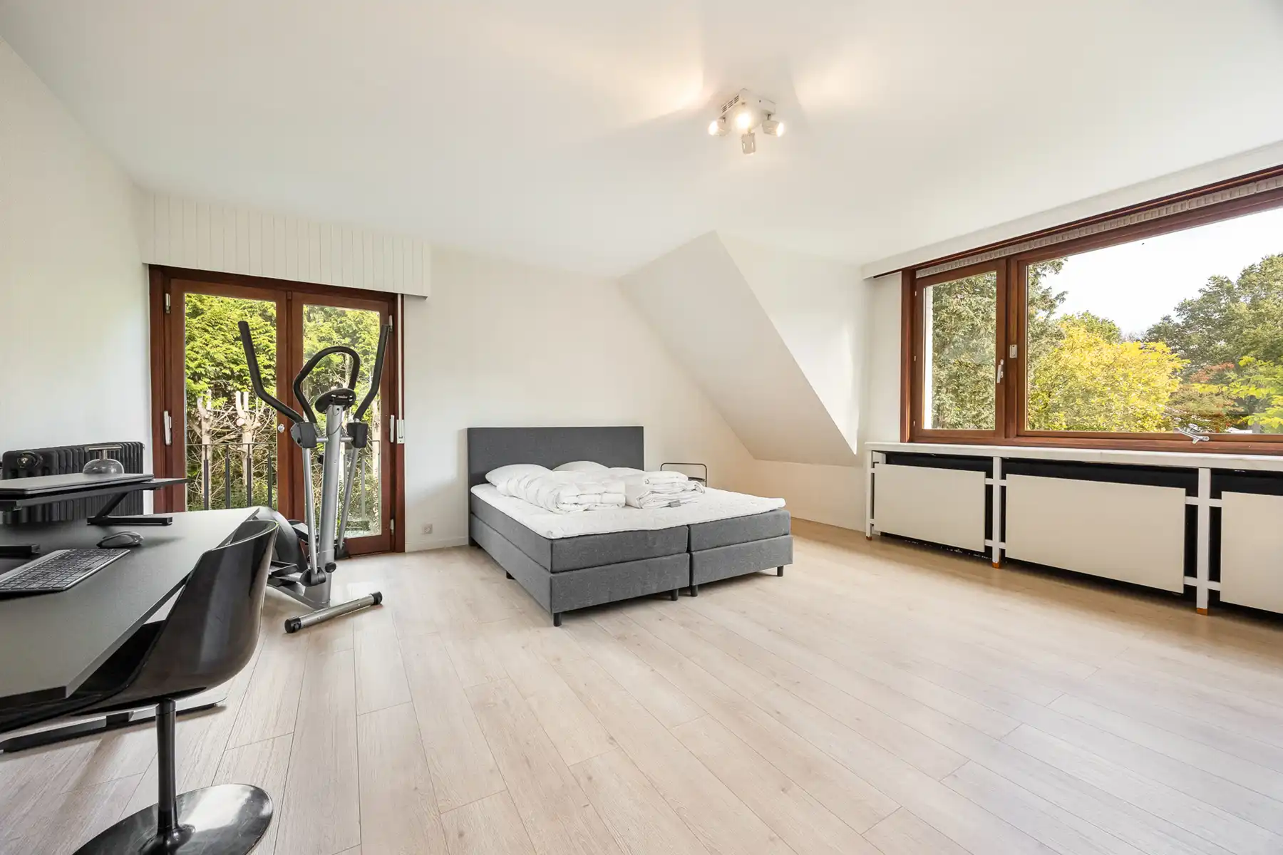 Ruime villa met zwembad op toplocatie in 's Gravenwezel foto 15
