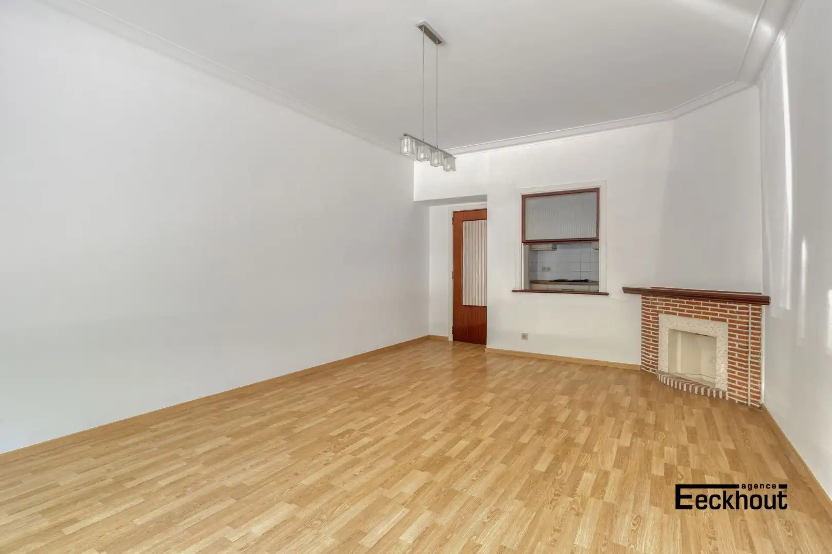 Centraal gelegen gelijkvloersappartement met zonnige koer! foto 4