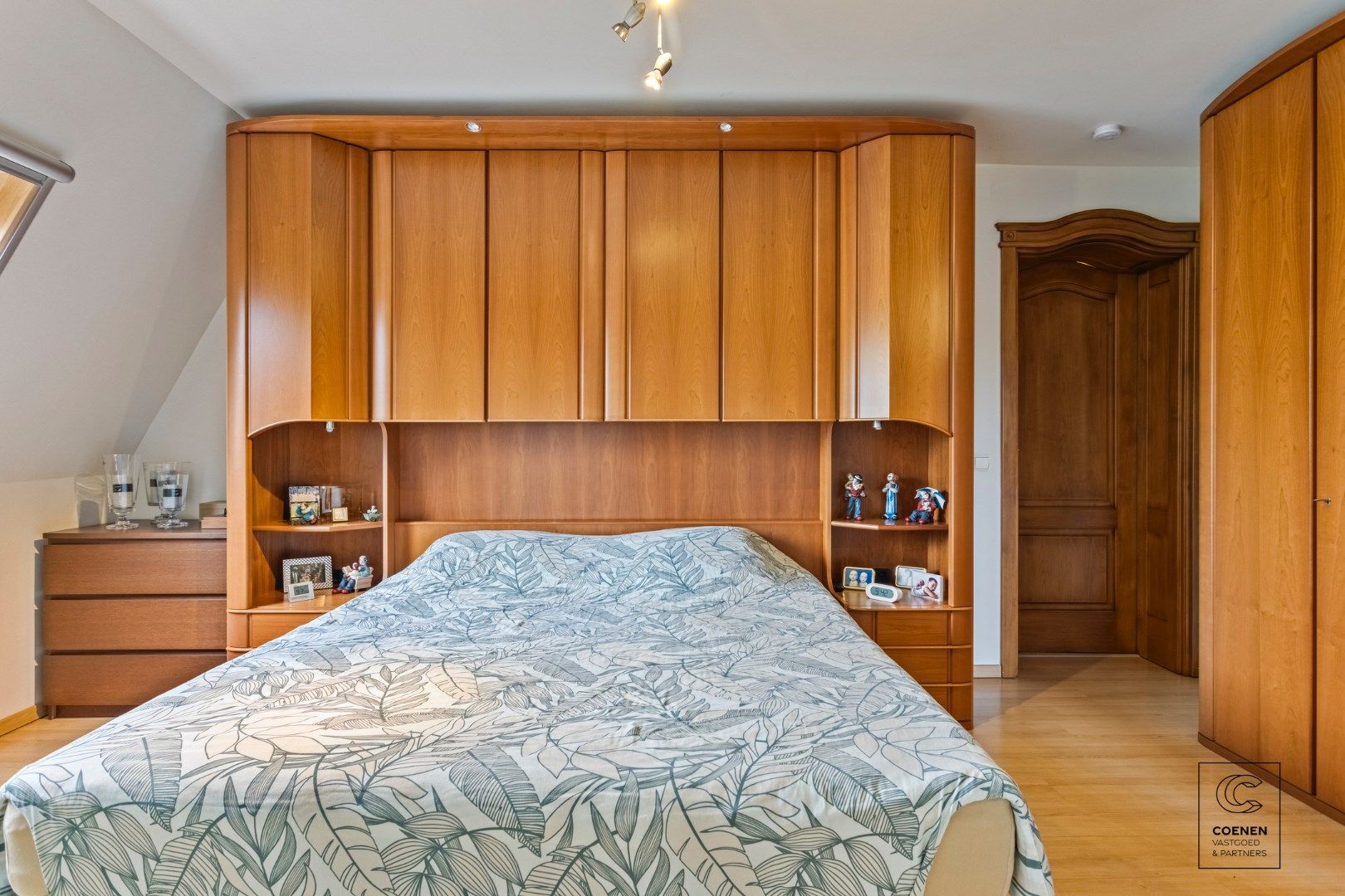 Ruim en stijlvol appartement van 146m² met zonnig terras in Lier!  foto 12