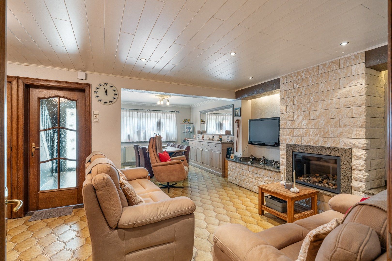 Halfvrijstaande gezinswoning met tuin, carport en 3 slaapkamers in Rotem, een deelgemeente van Dilsen-Stokkem foto 3