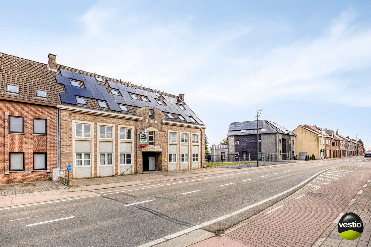 COMPLEX BESTAANDE UIT 14 TE RENOVEREN STUDIO'S MET UITBREIDINGSMOGELIJKHEDEN TE VELDWEZELT. foto 36