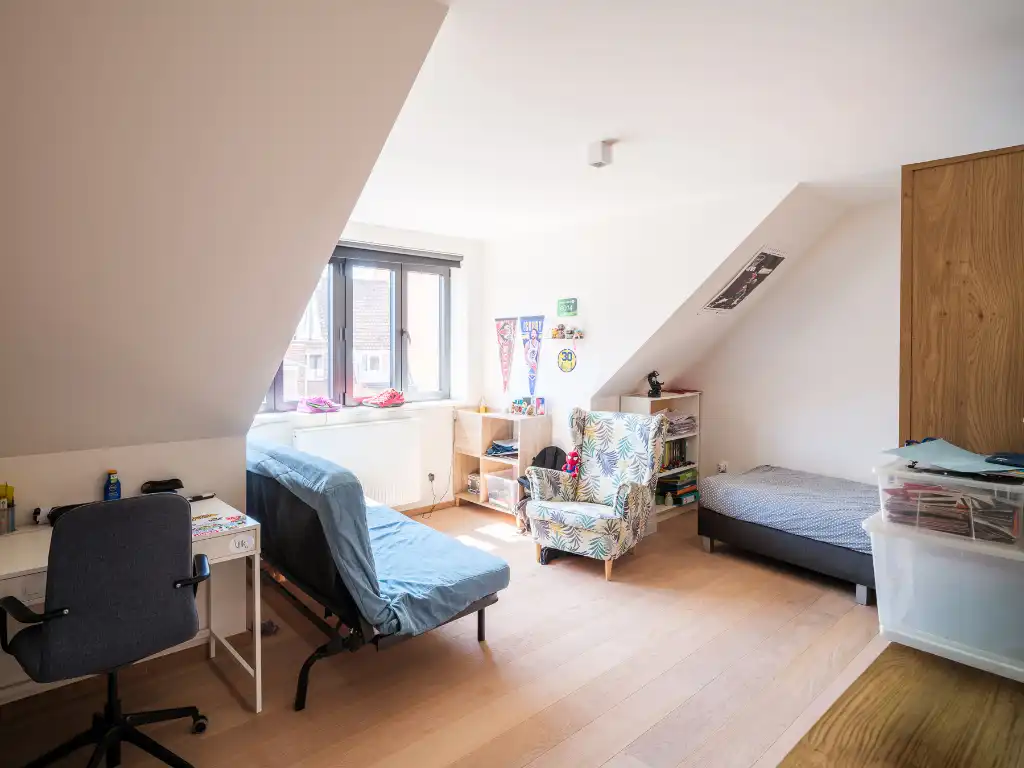 Centrum Gent - Instapklare burgerwoning met 4 slaapkamers, 2 badkamers, stadstuin en inpandig terras op een bijzonder centrale ligging. foto 20