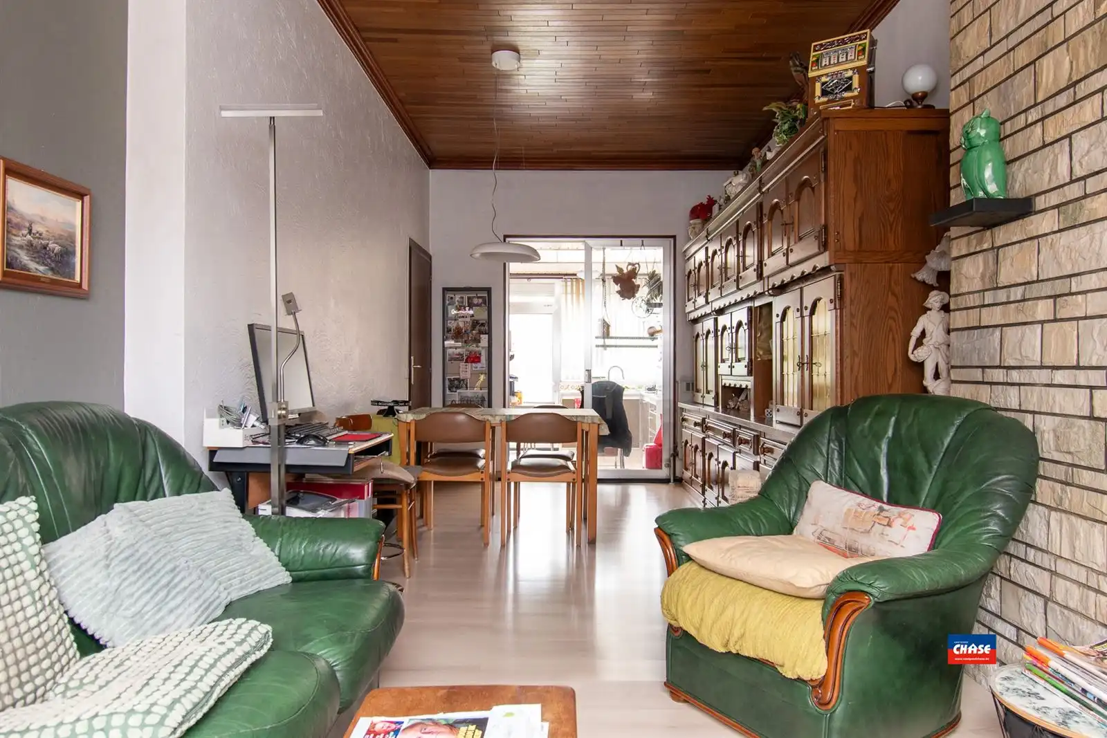 Ruime woning met aparte garagebox foto 7