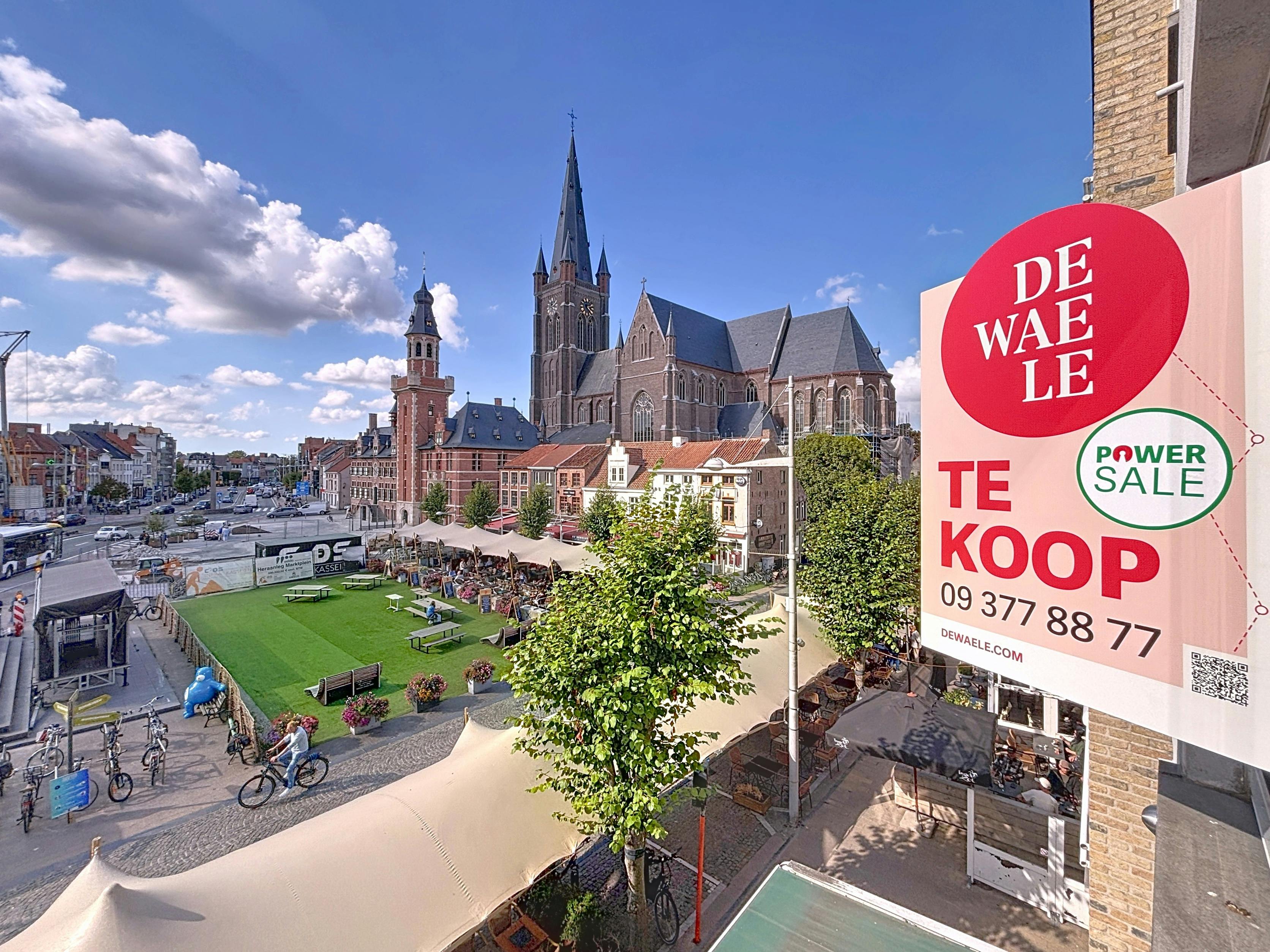 Instapklaar appartement met 3 slaapkamers en garagebox op de markt van Eeklo foto 5