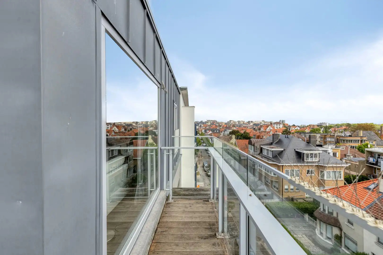 Zongericht Penthouse met zeer ruim terras foto 39