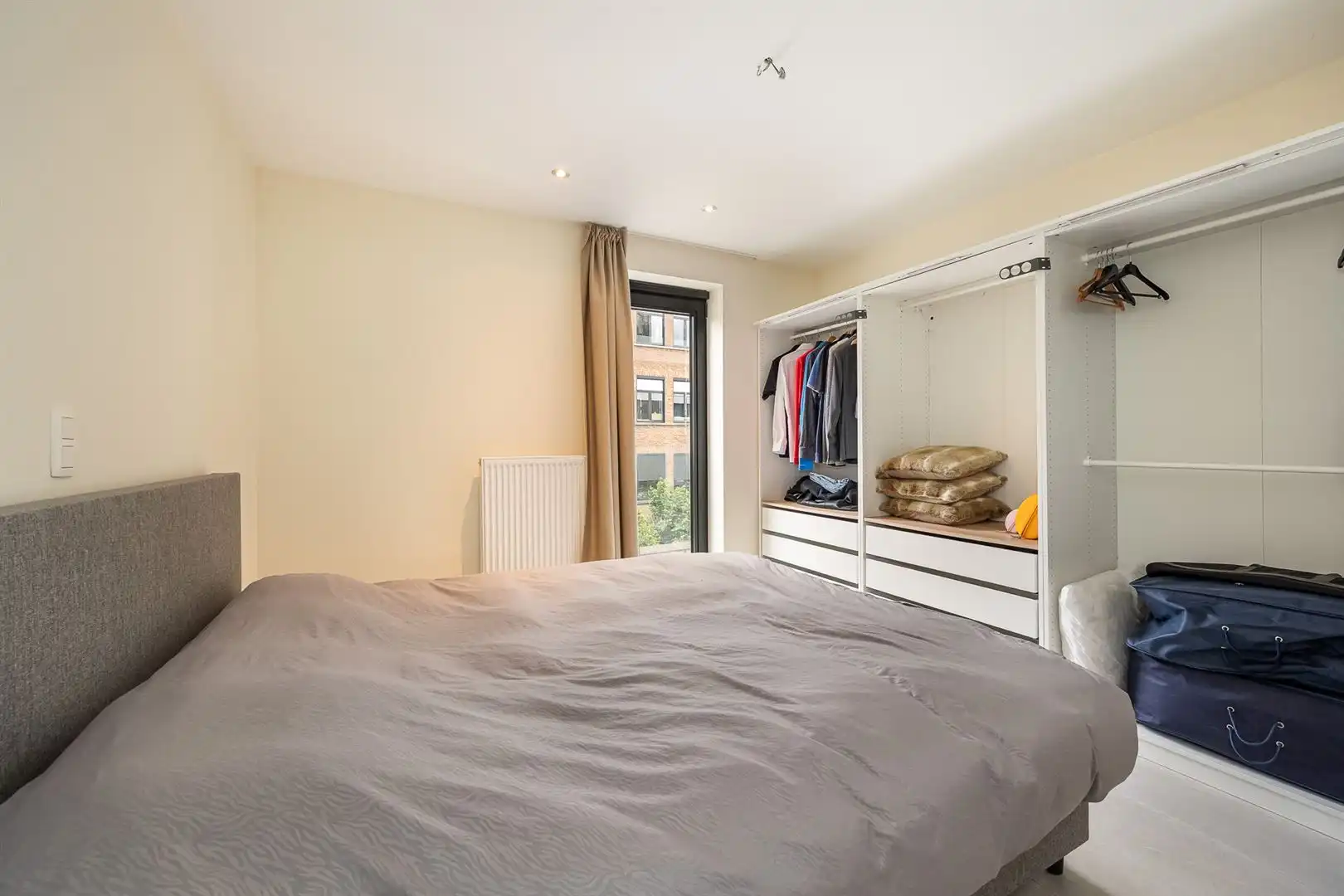 Comfortabel wonen in 2-slpk app. met ruim terras en parking! foto 8