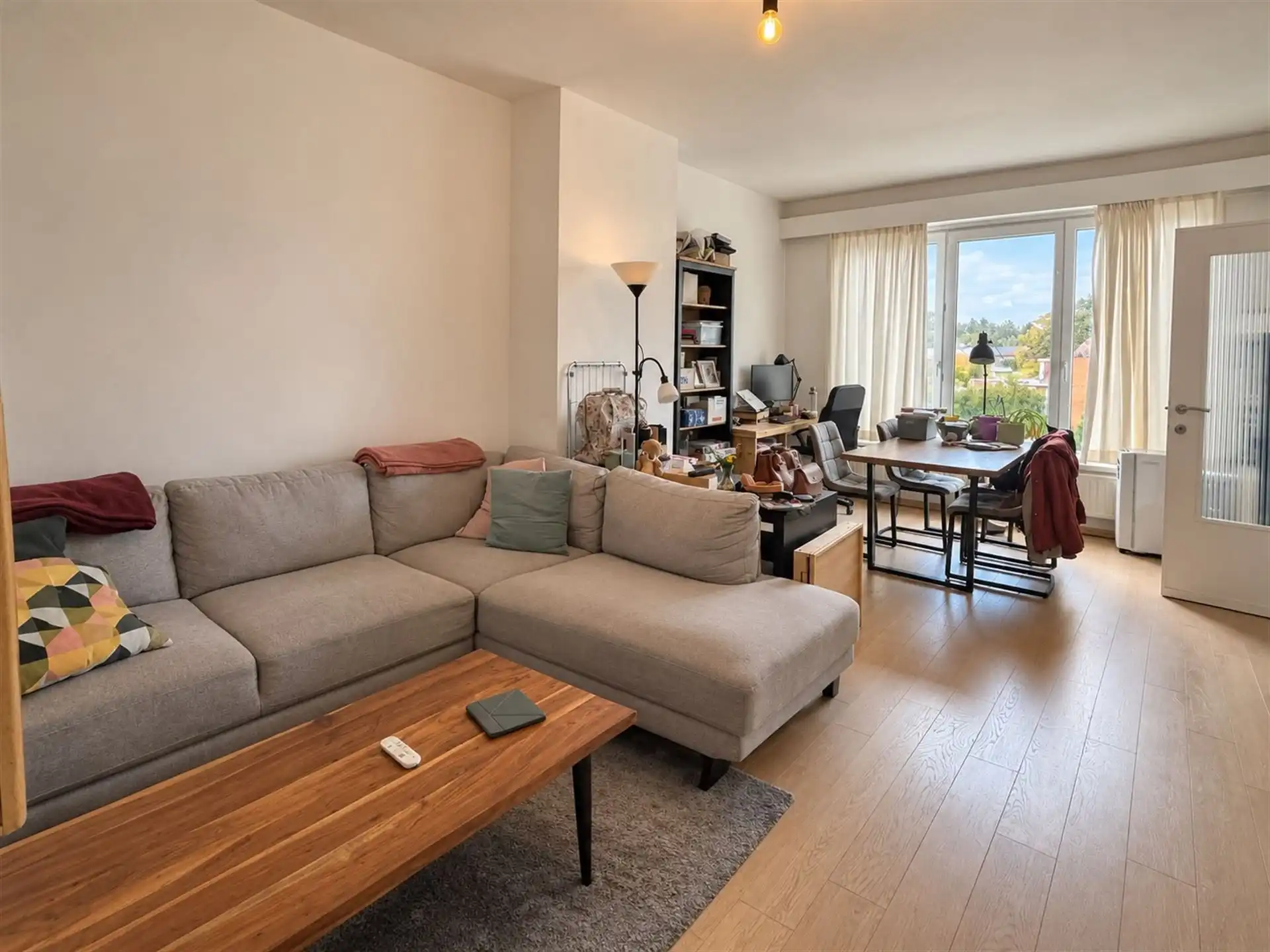 Appartement foto {{pictureIndex}}