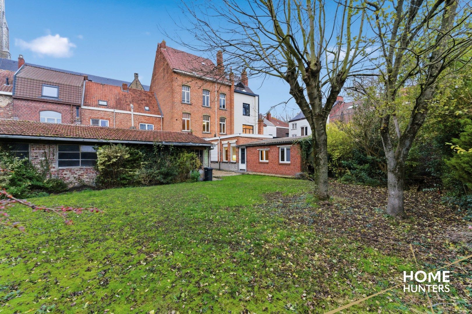 Karakteristieke herenwoning met gigantische tuin op toplocatie foto 3