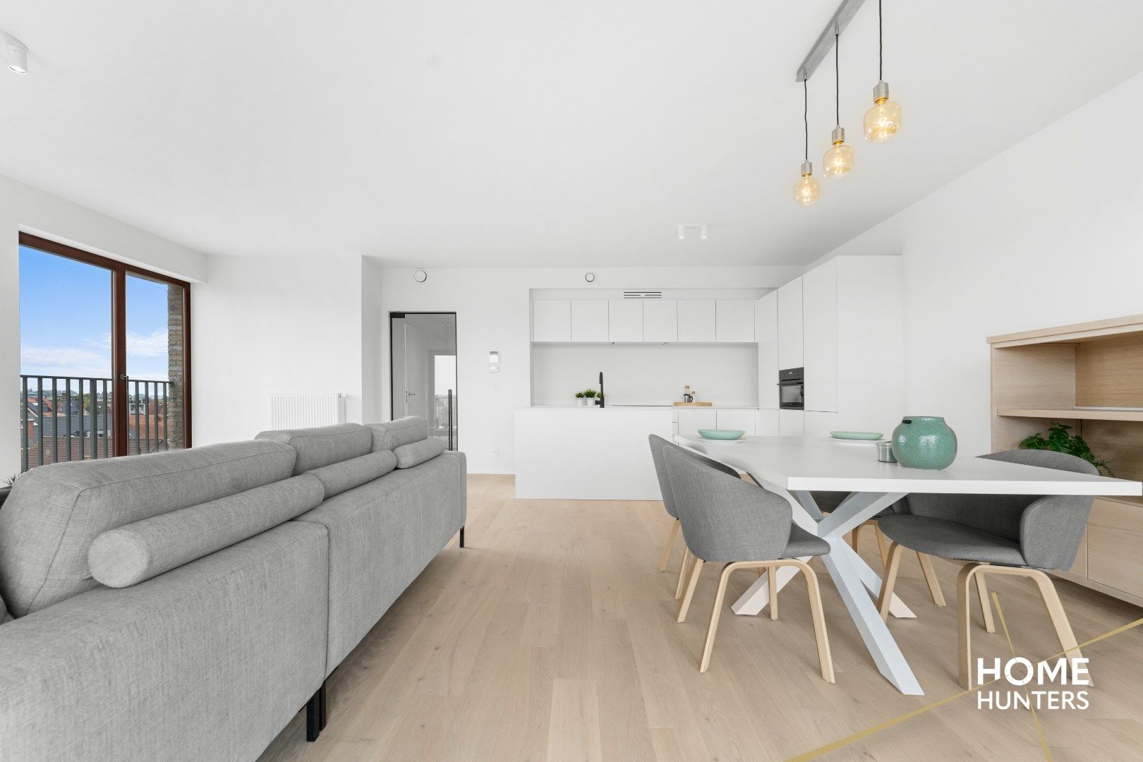 Luxueus appartement met zonnig terras in het hart van het historische stadscentrum van Ieper foto 7