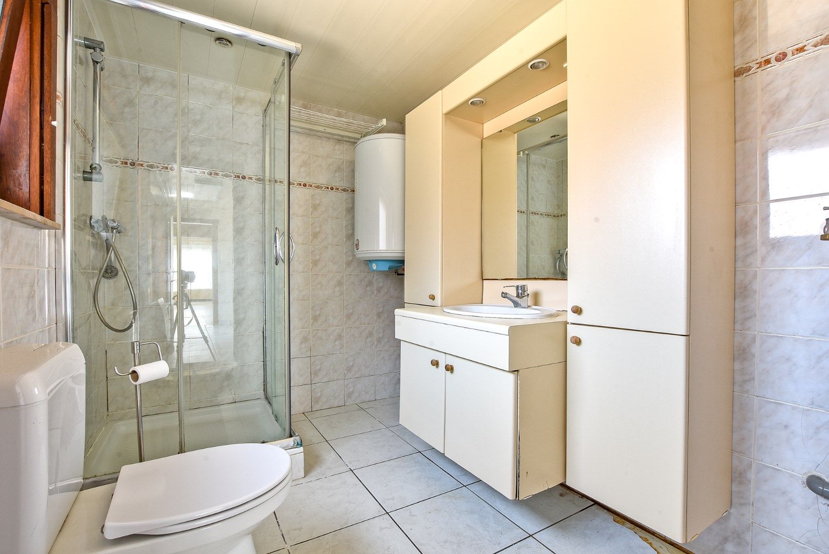 Gezinswoning met 3 slaapkamers en tuin te Diksmuide! foto 9