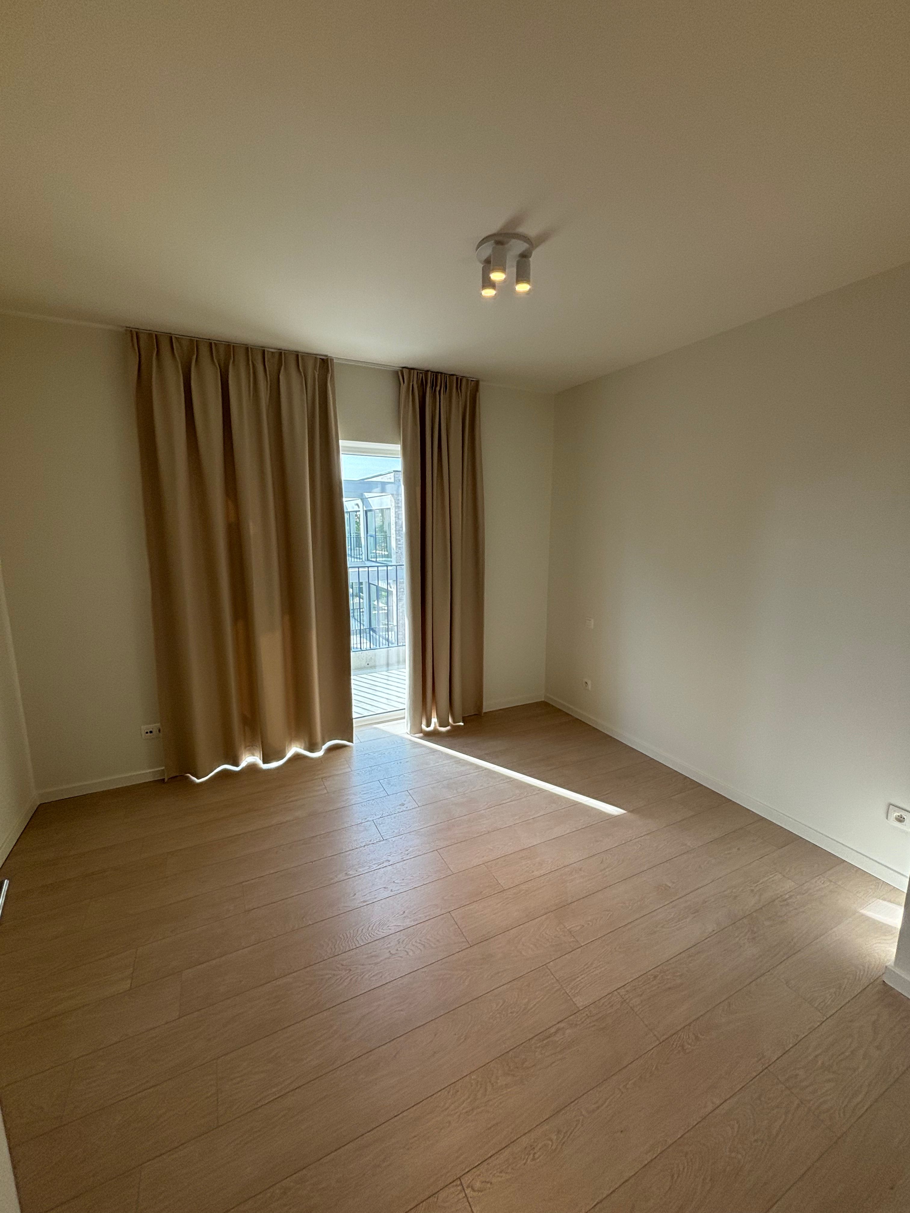 Penthouse te huur: modern, energiezuinig & met gigantisch terras foto 4