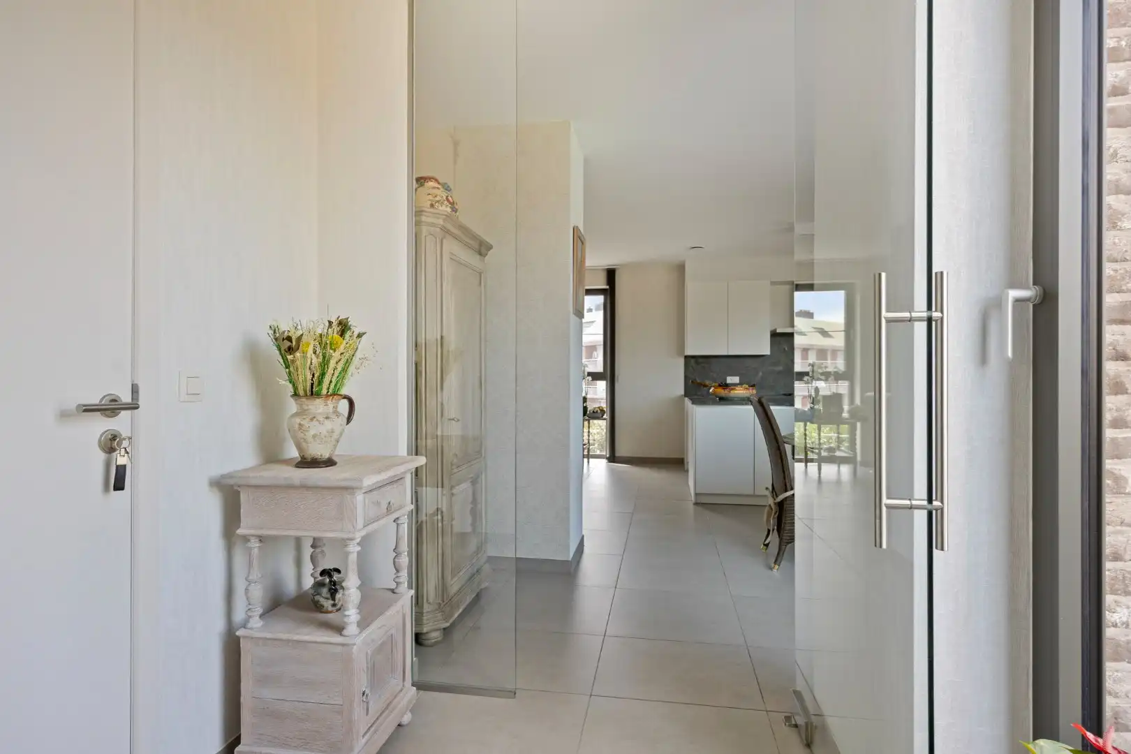 Standaard appartement met terras, lift en garage in het centrum van Tongeren - 2 slaapkamers, bouwjaar 2023, EPC-waarde 72.00, energielabel A, zonnige tuin op h foto 18