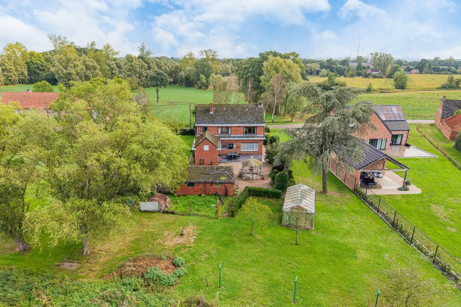 Ruime gezinswoning met 4 slaapkamers op uitzonderlijk perceel van 1,32 ha in Meerhout foto 31