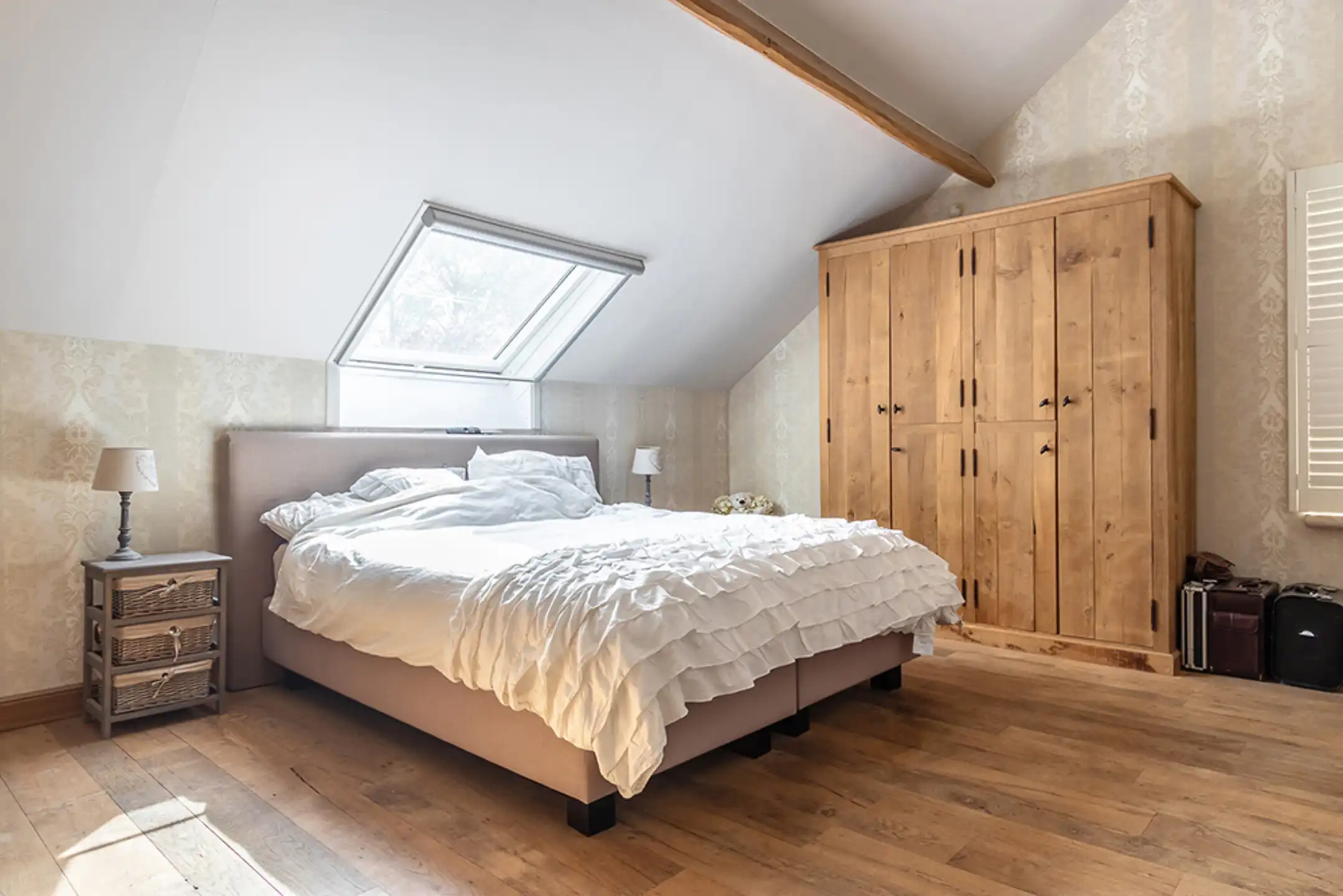 Gerestaureerde vierkantshoeve met B&B op 80 are grond foto 29