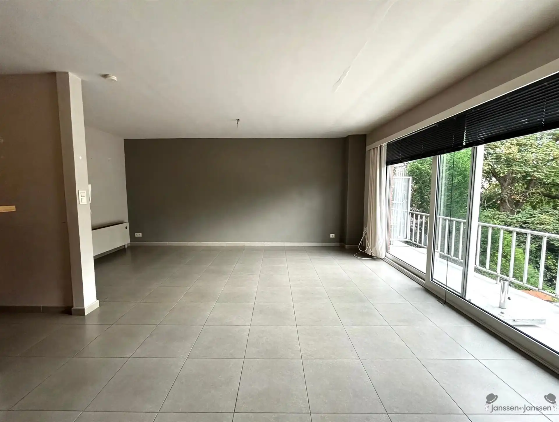 Appartement met 2 slaapkamers en garage foto 3