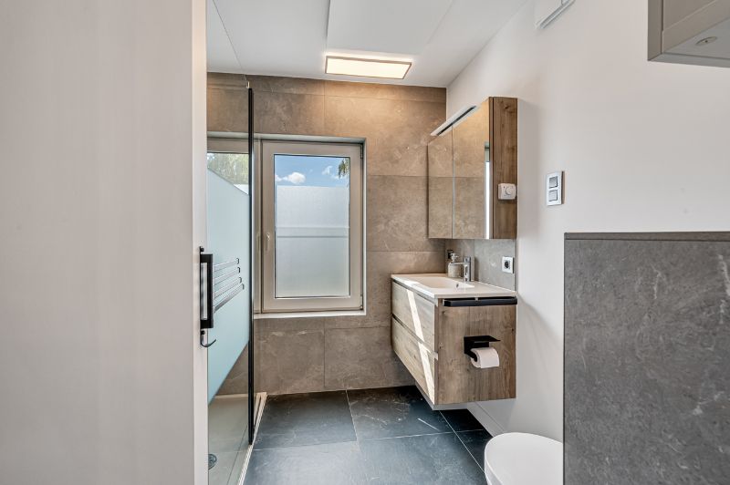 Instapklare gezinswoning met tuin & garage in hartje Dikkelvenne foto 16