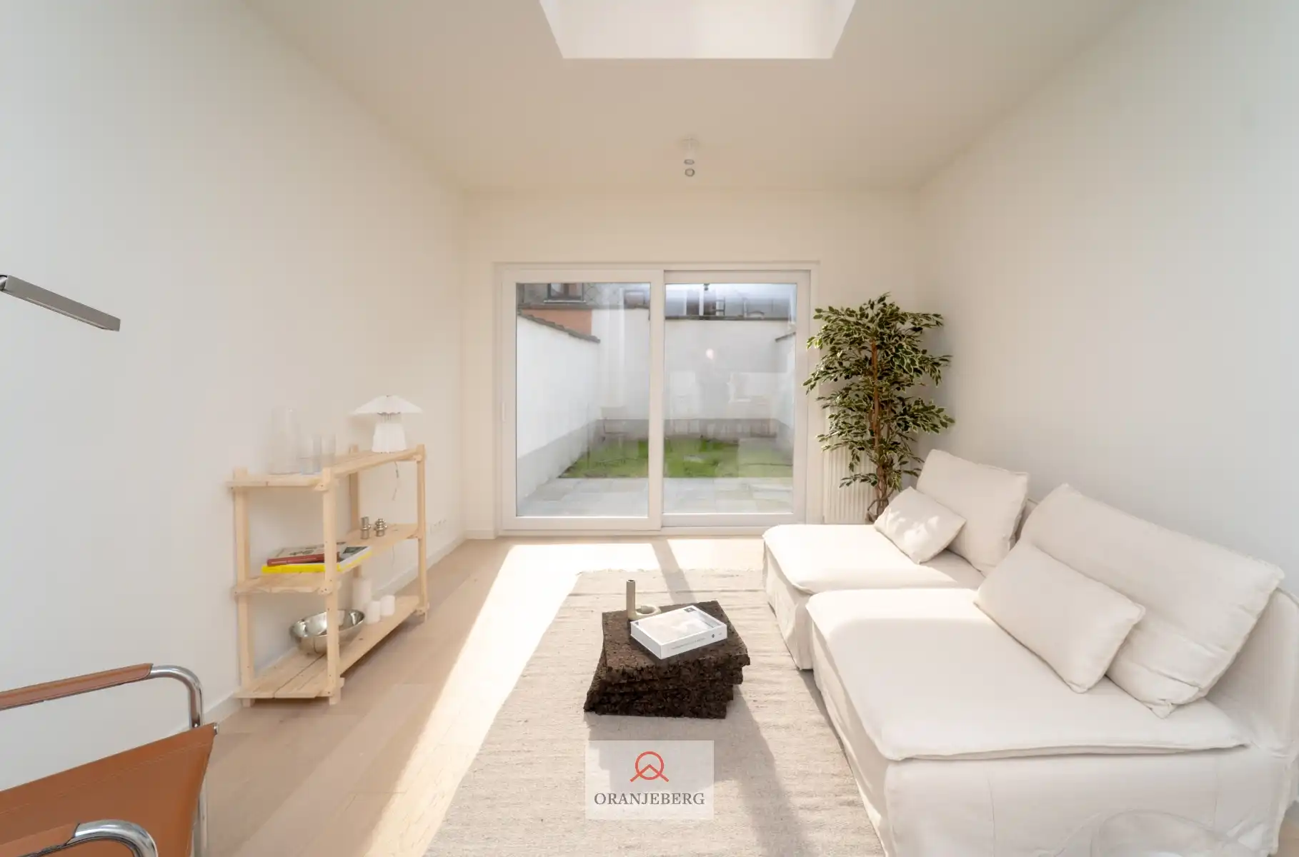 Woning met 4 slaapkamers en tuin foto {{pictureIndex}}