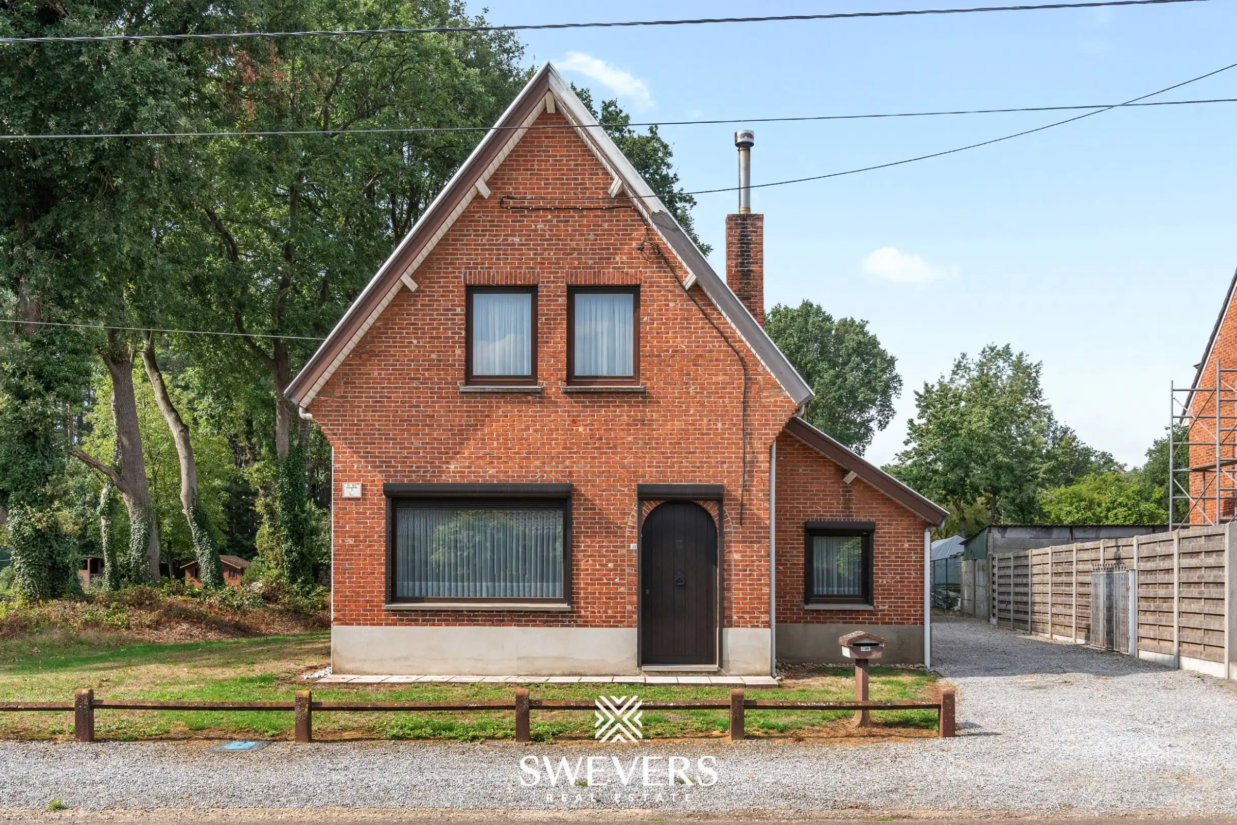 Totaalrenovatie- of nieuwbouwopportuniteit op een perceel van 36a05 in Heusden-Zolder foto 2