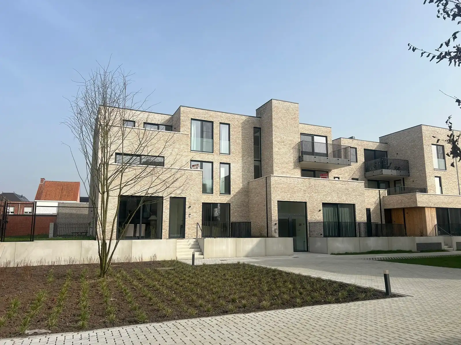 Nieuwbouw app (134m²) met 3 slpk, ZW-terras en parking foto 2