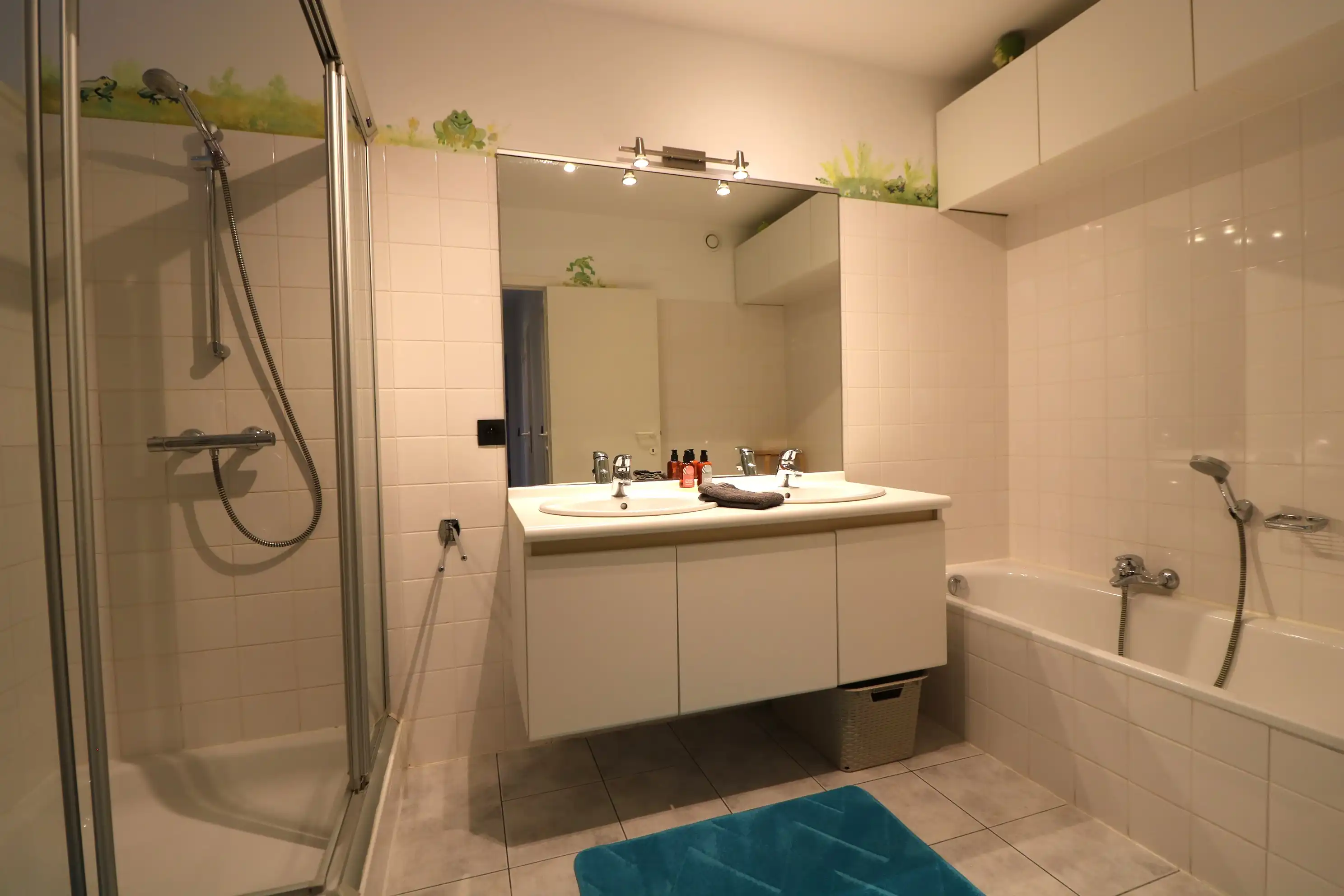 Recent en ruim appartement (94m²) met 3 slaapkamers en fenomenaal zeezicht. foto 8