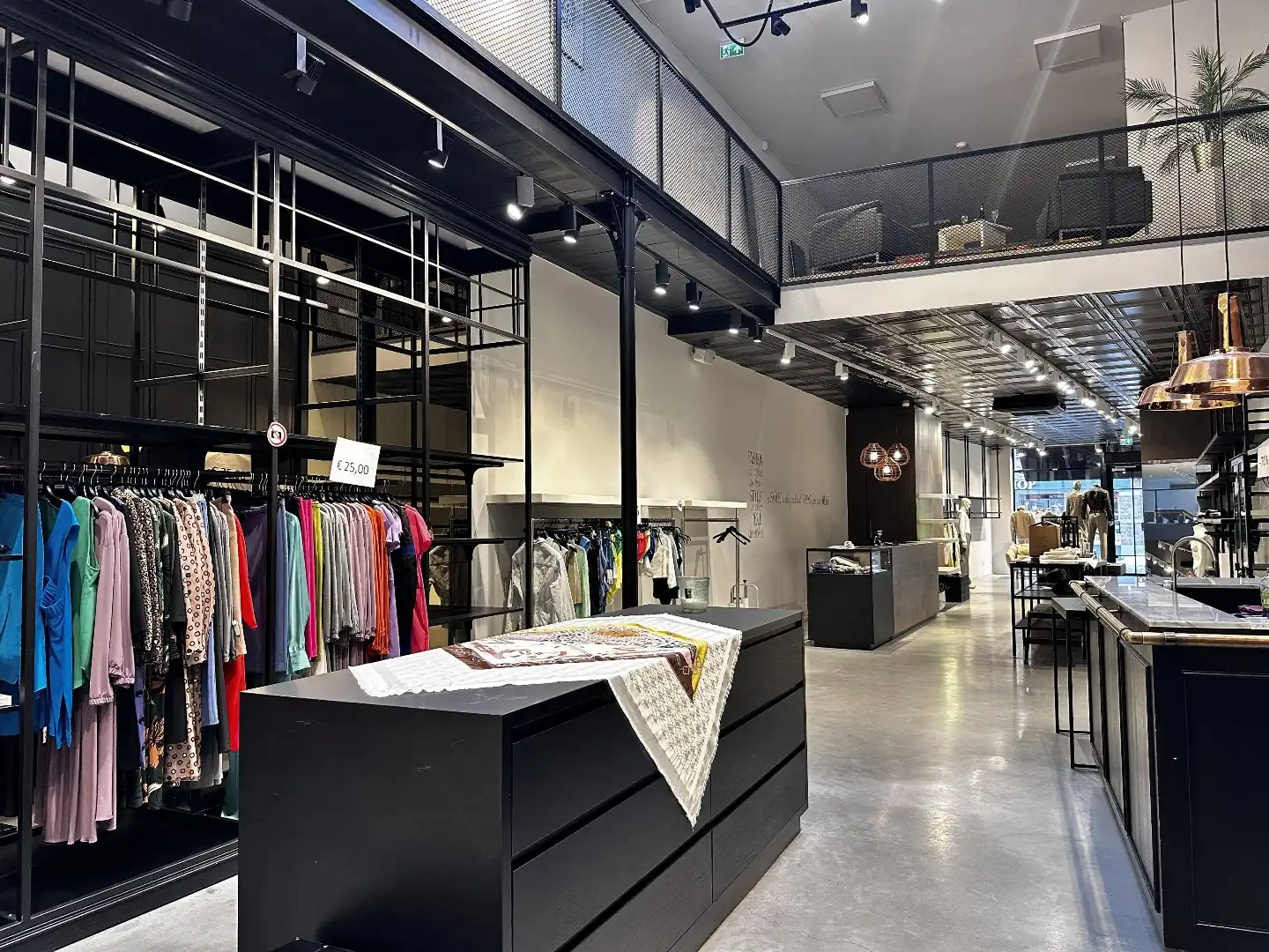 Te huur – Hoogwaardige winkelruimte Kapellestraat 26, Sluis foto 9