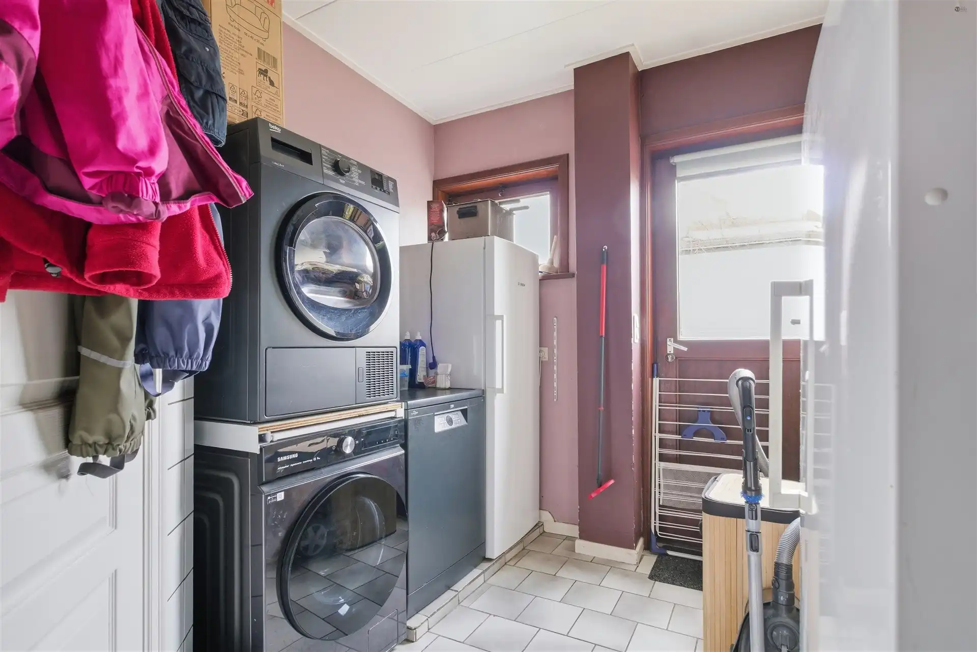 Open bebouwing met grote grond van 3.711m² foto 14