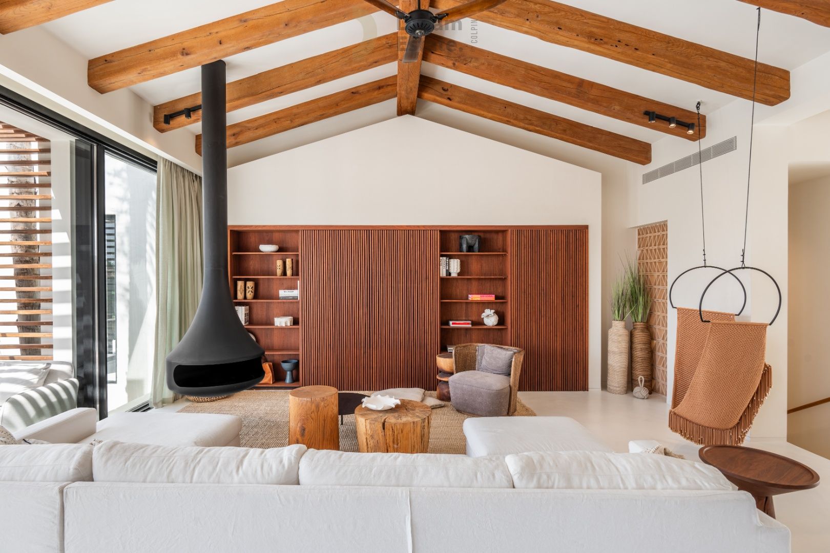 Unieke eerstelijns golfvilla in een exclusieve 'gated community' te Nueva Andalucia foto 5