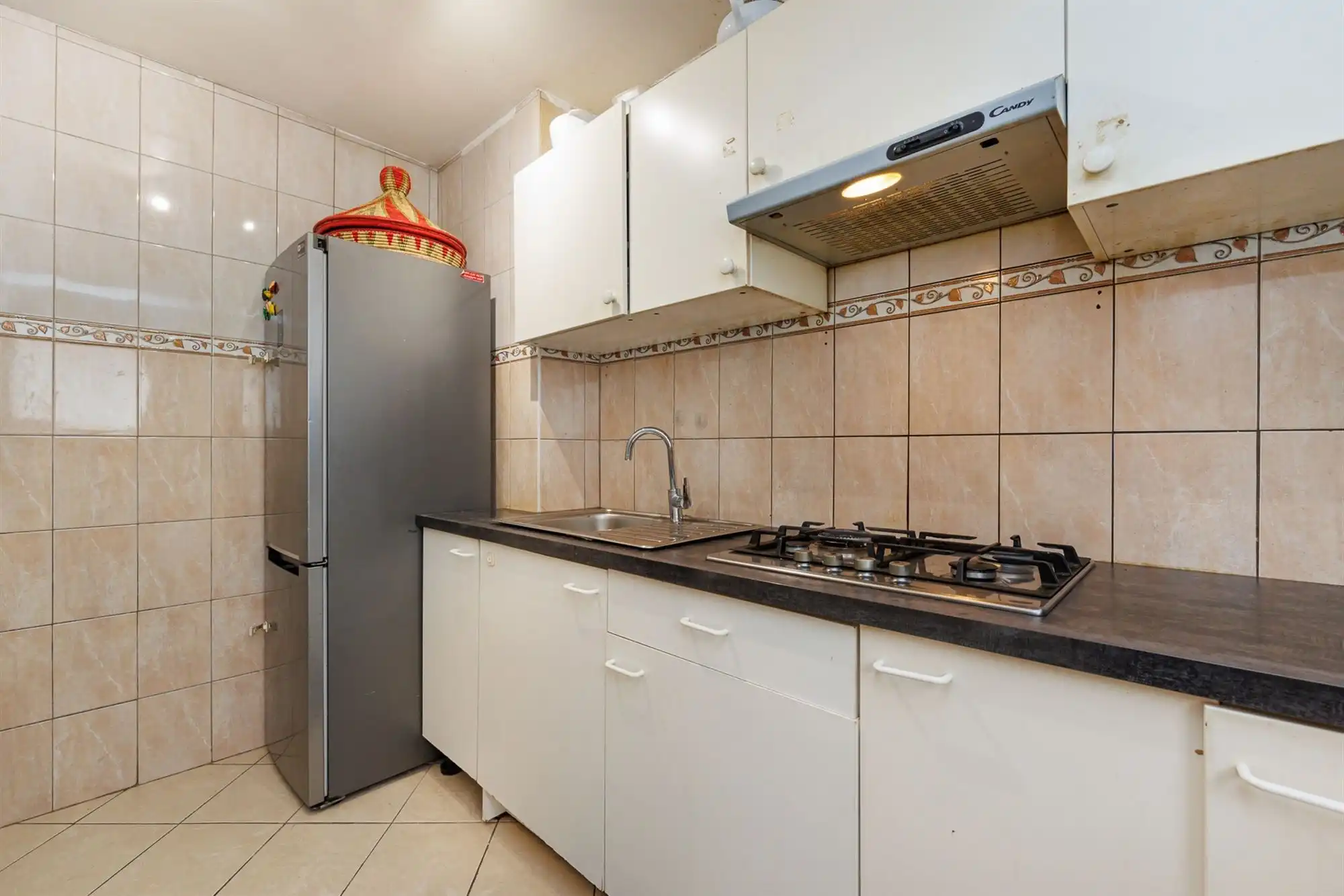 Huis met drie slaapkamers en leuke stadstuin.  foto 15