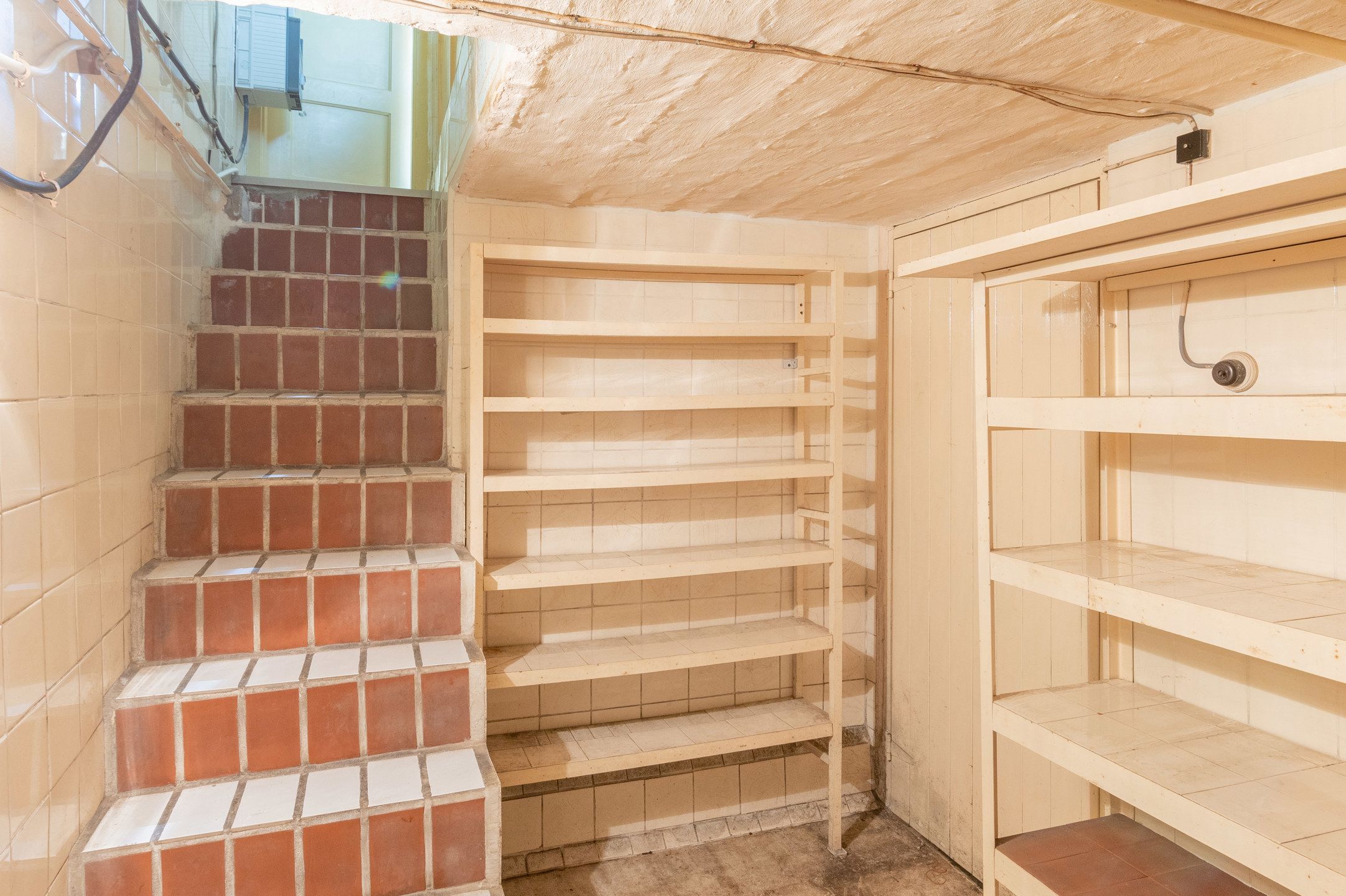 Knusse te renoveren woning met leuke tuin foto 21
