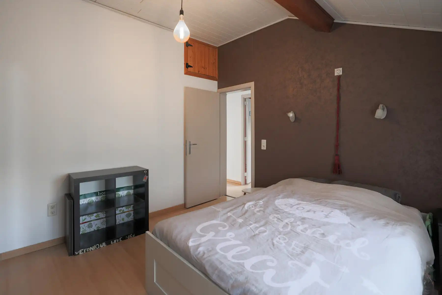 Instapklare halfopen bebouwing met gunstig EPC te Hove foto 11