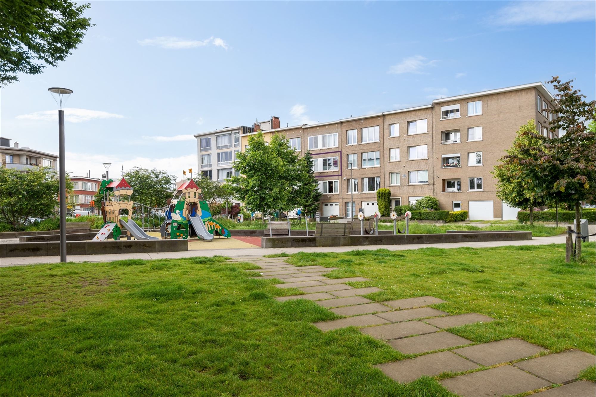 Gezellig appartement met 2 slaapkamers en terras foto 2