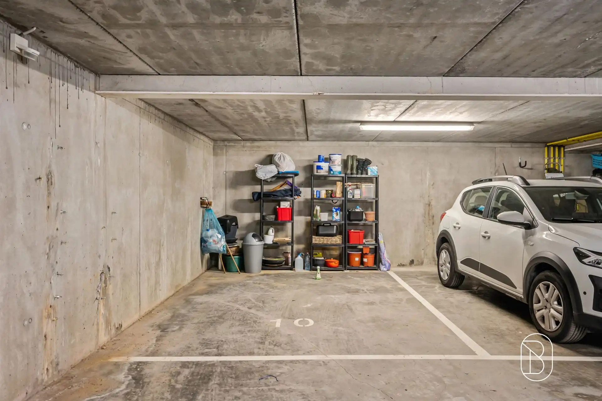 Recent, energiezuinig appartement met terras en garage! foto 10