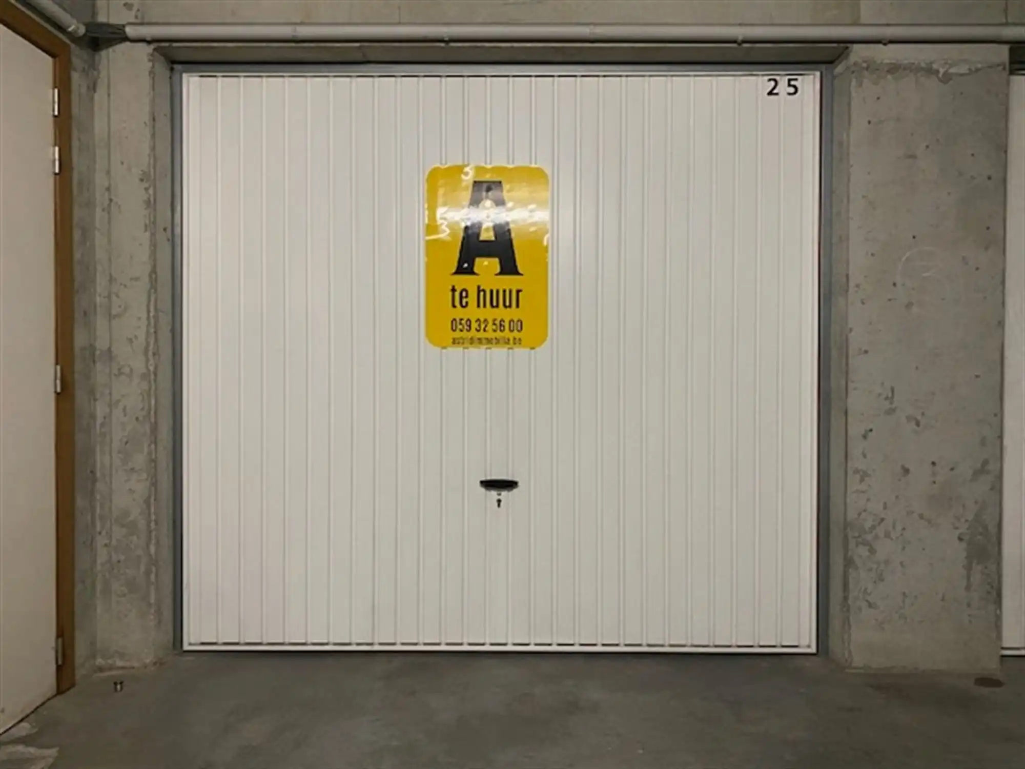 Garagebox - binnen - gesloten foto 2