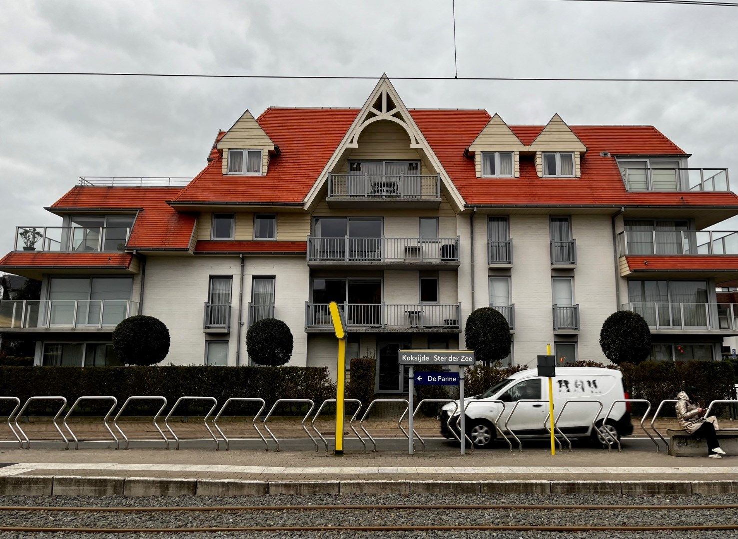 Comfortabel, recent appartement met terras nabij de Zeedijk, aan tramhalte gelegen  foto 4